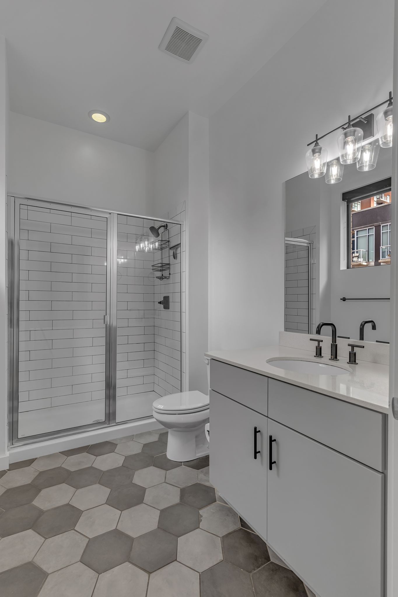 1002 Division St Unit: 402