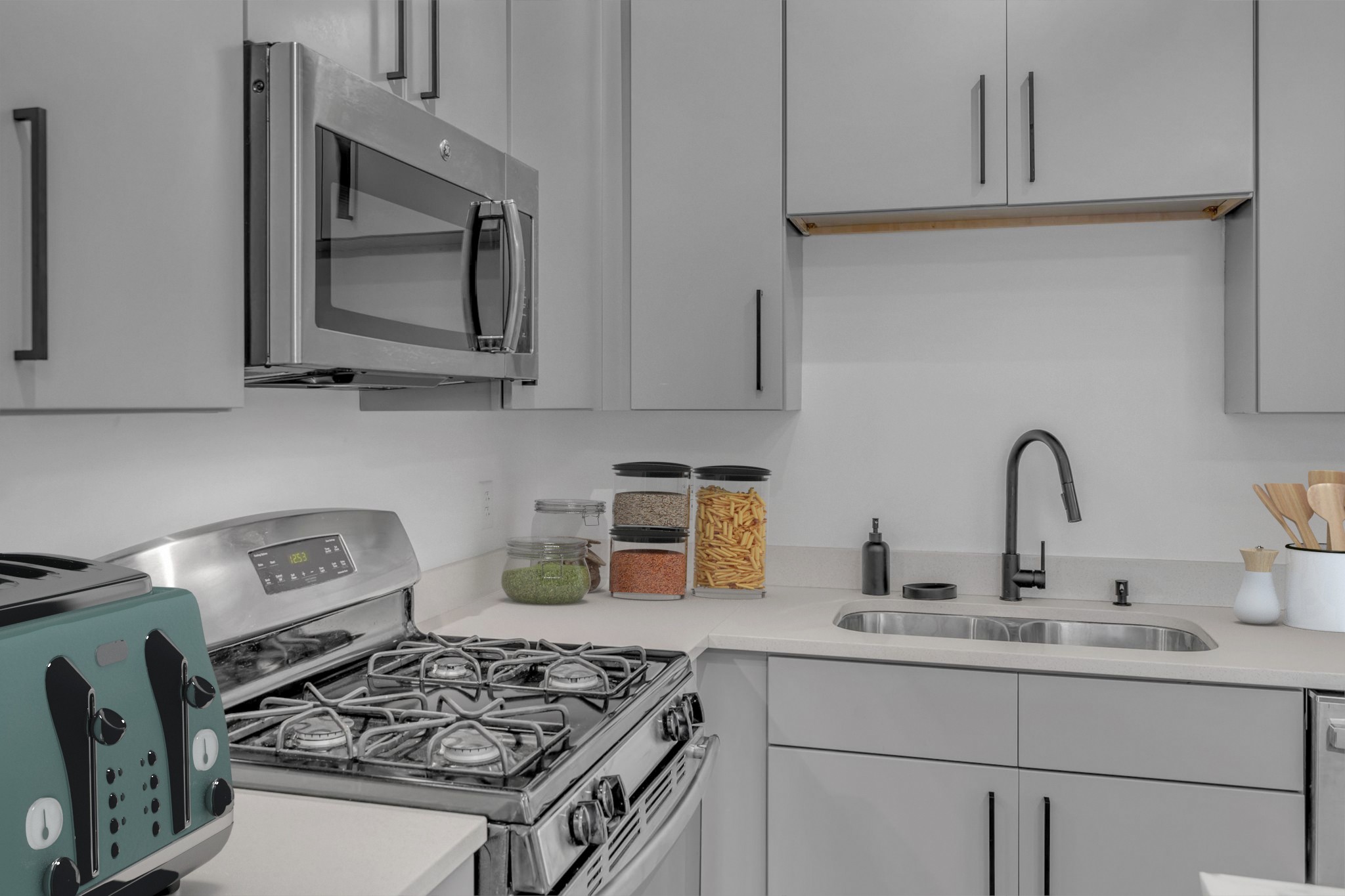 1002 Division St Unit: 402