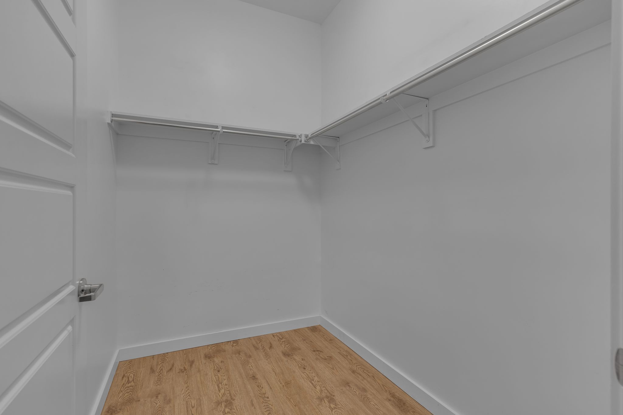 1002 Division St Unit: 402