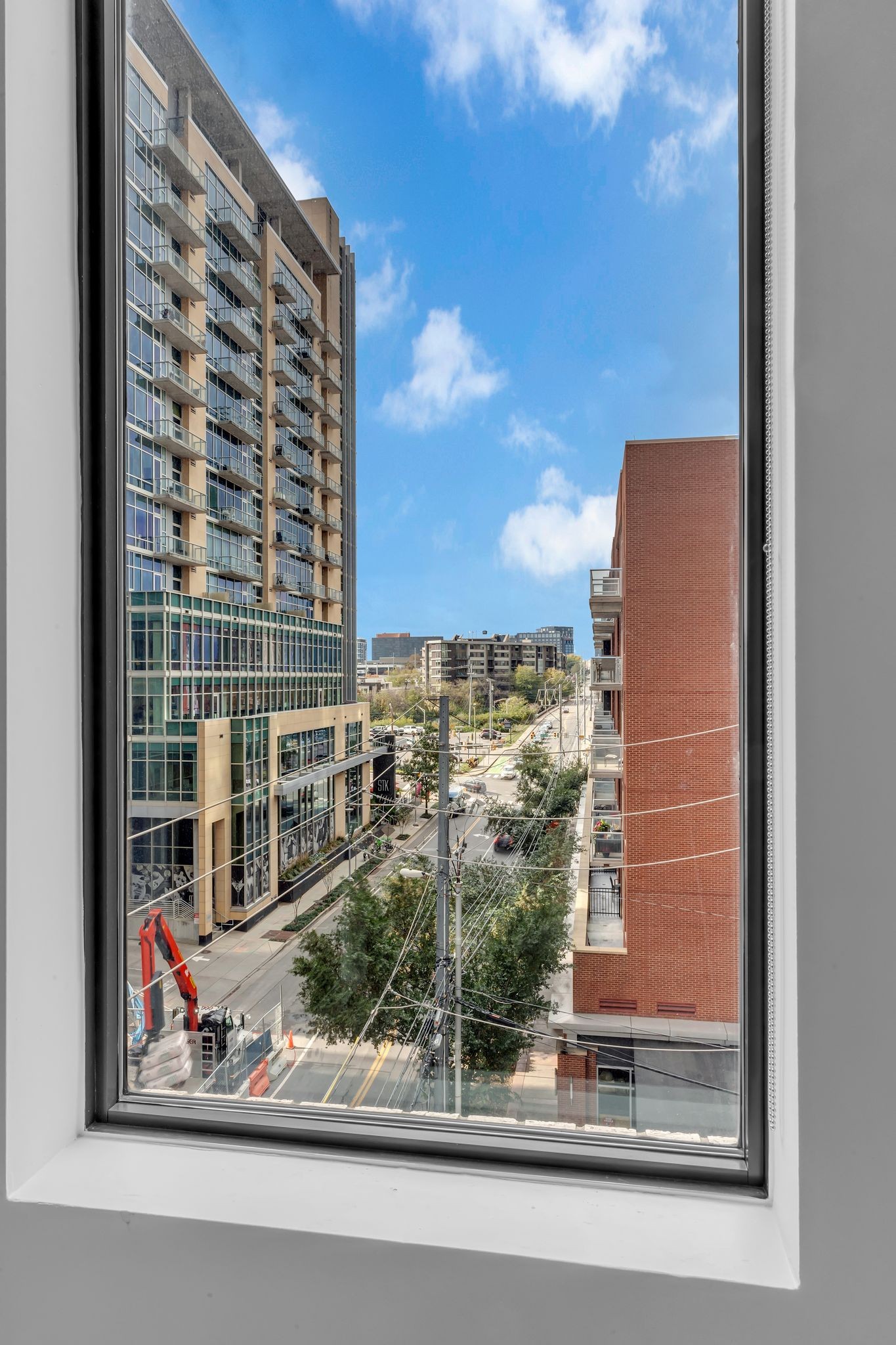 1002 Division St Unit: 402