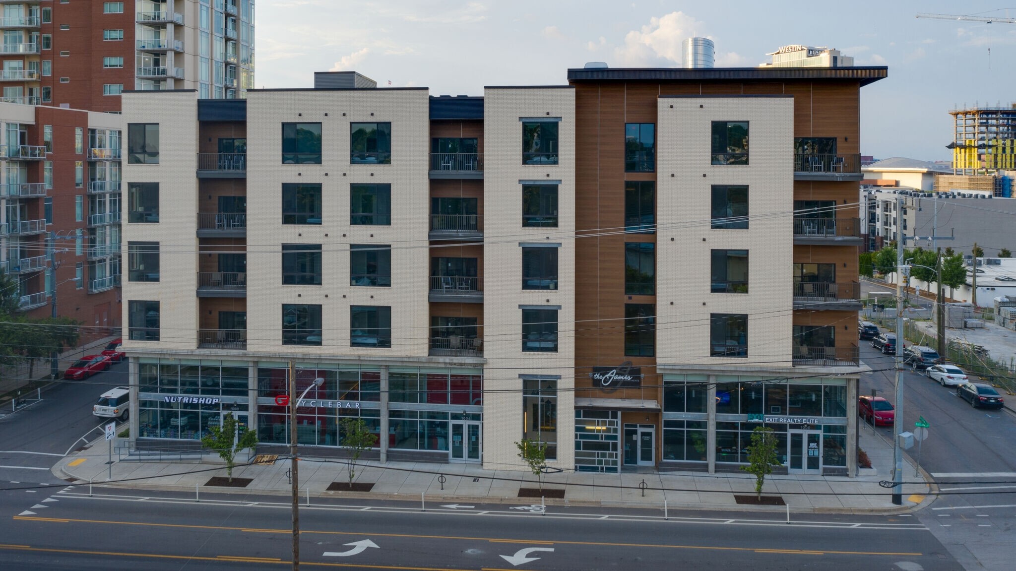 1002 Division St Unit: 402