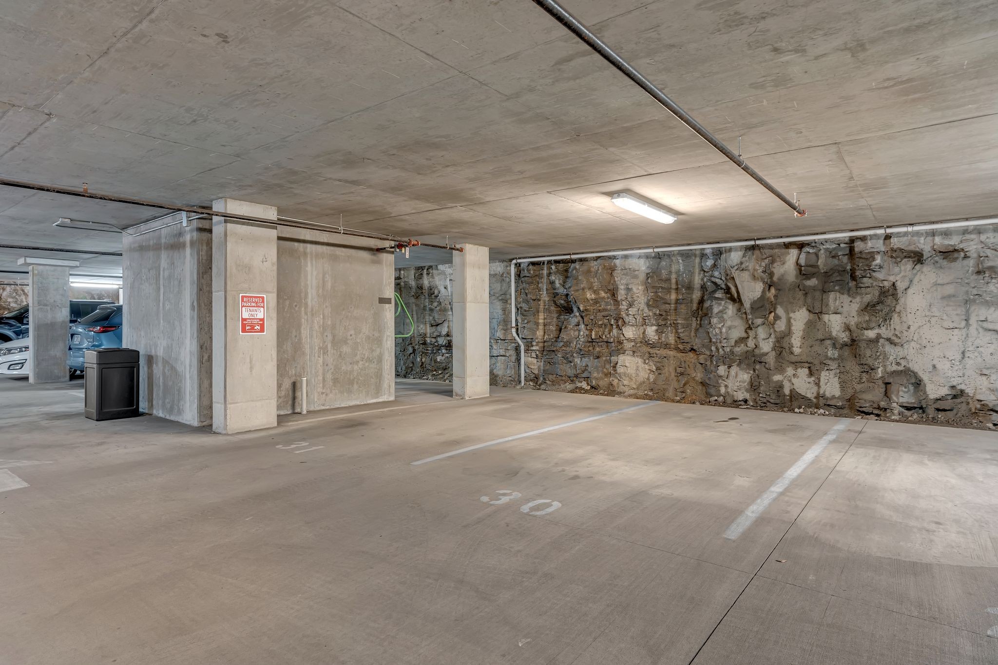 1002 Division St Unit: 402