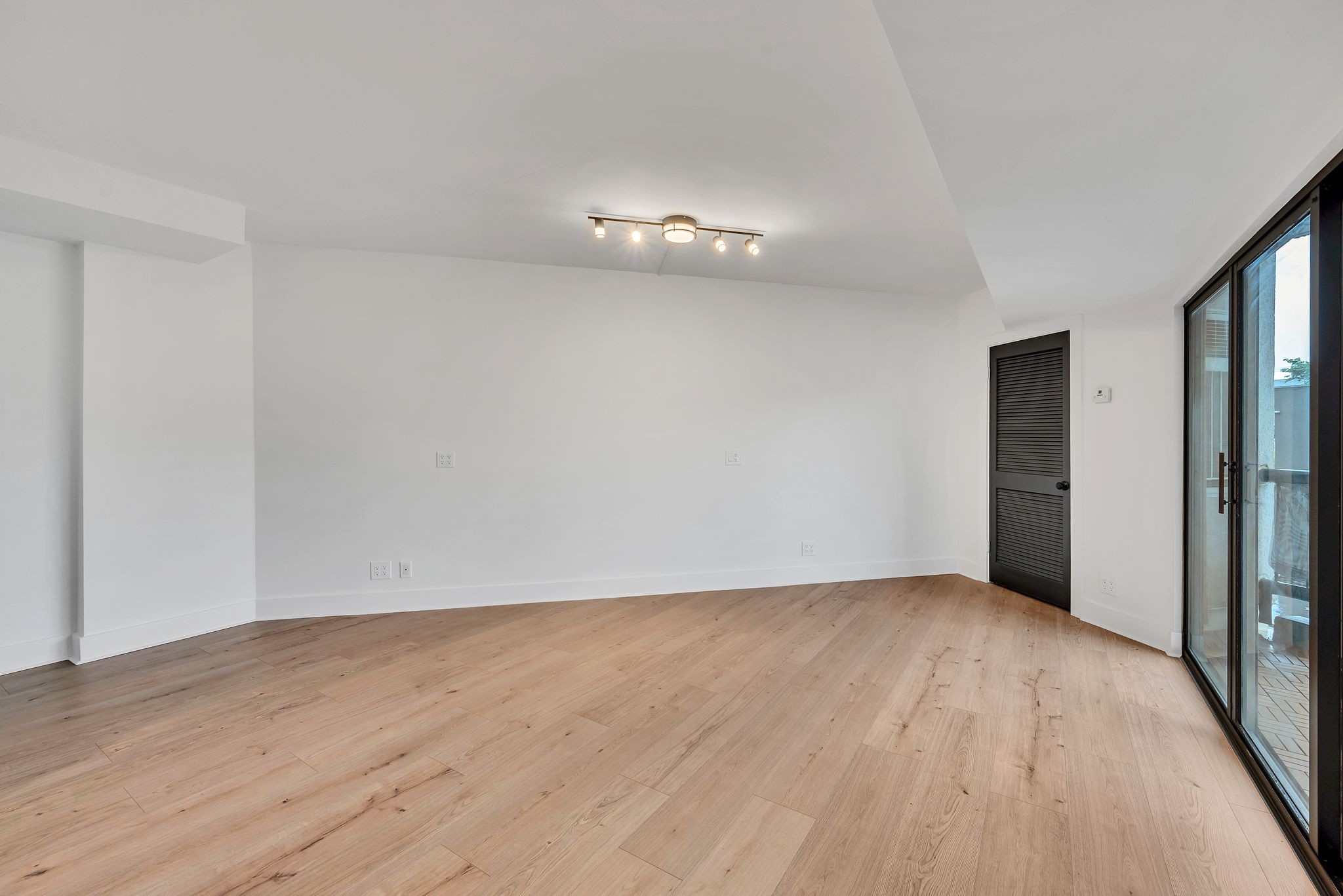 900 19th Ave, S Unit: 311