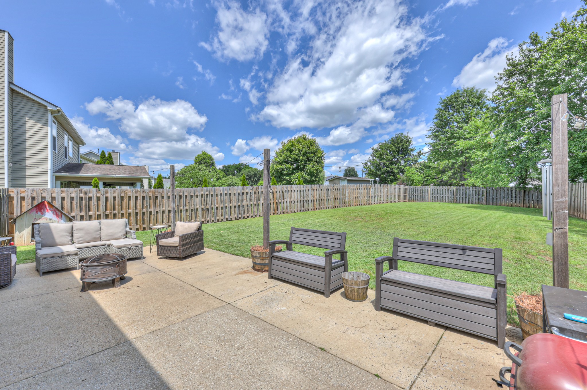 1753 Stone Hollow Ct