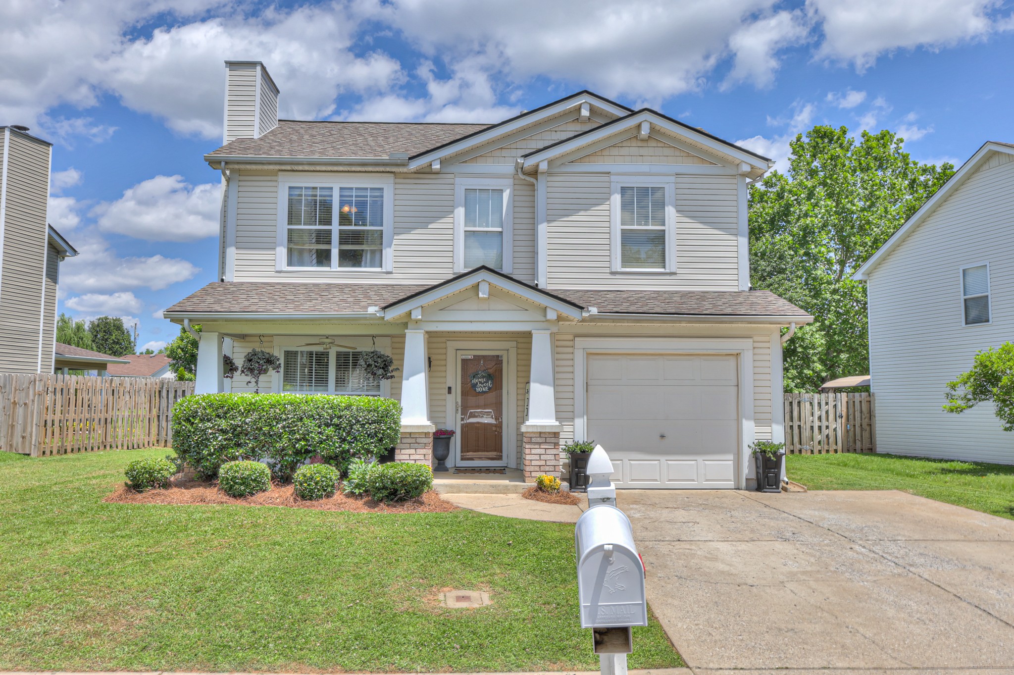 1753 Stone Hollow Ct