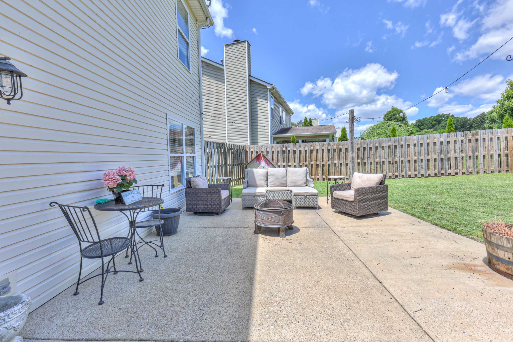 1753 Stone Hollow Ct