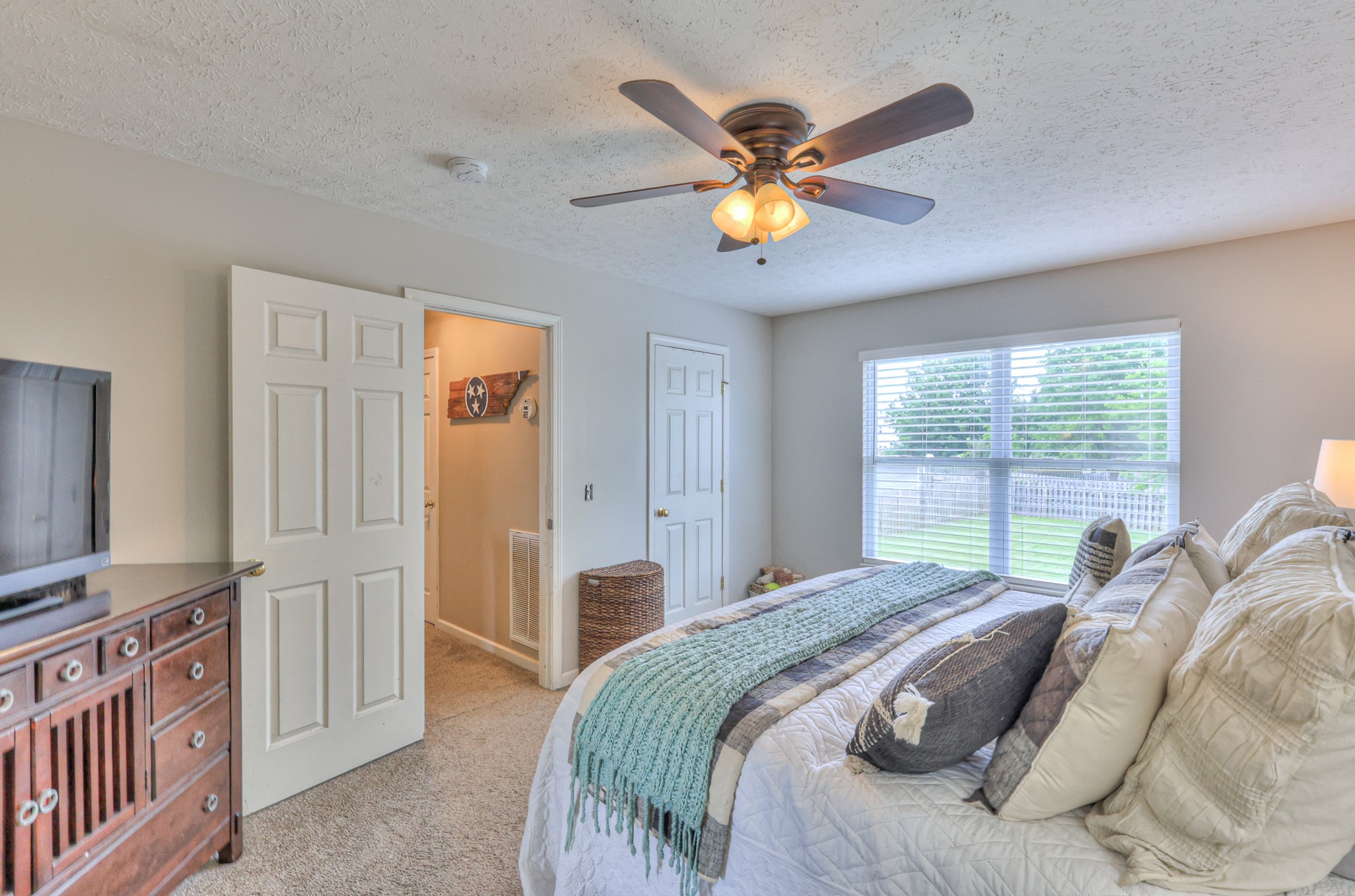 1753 Stone Hollow Ct