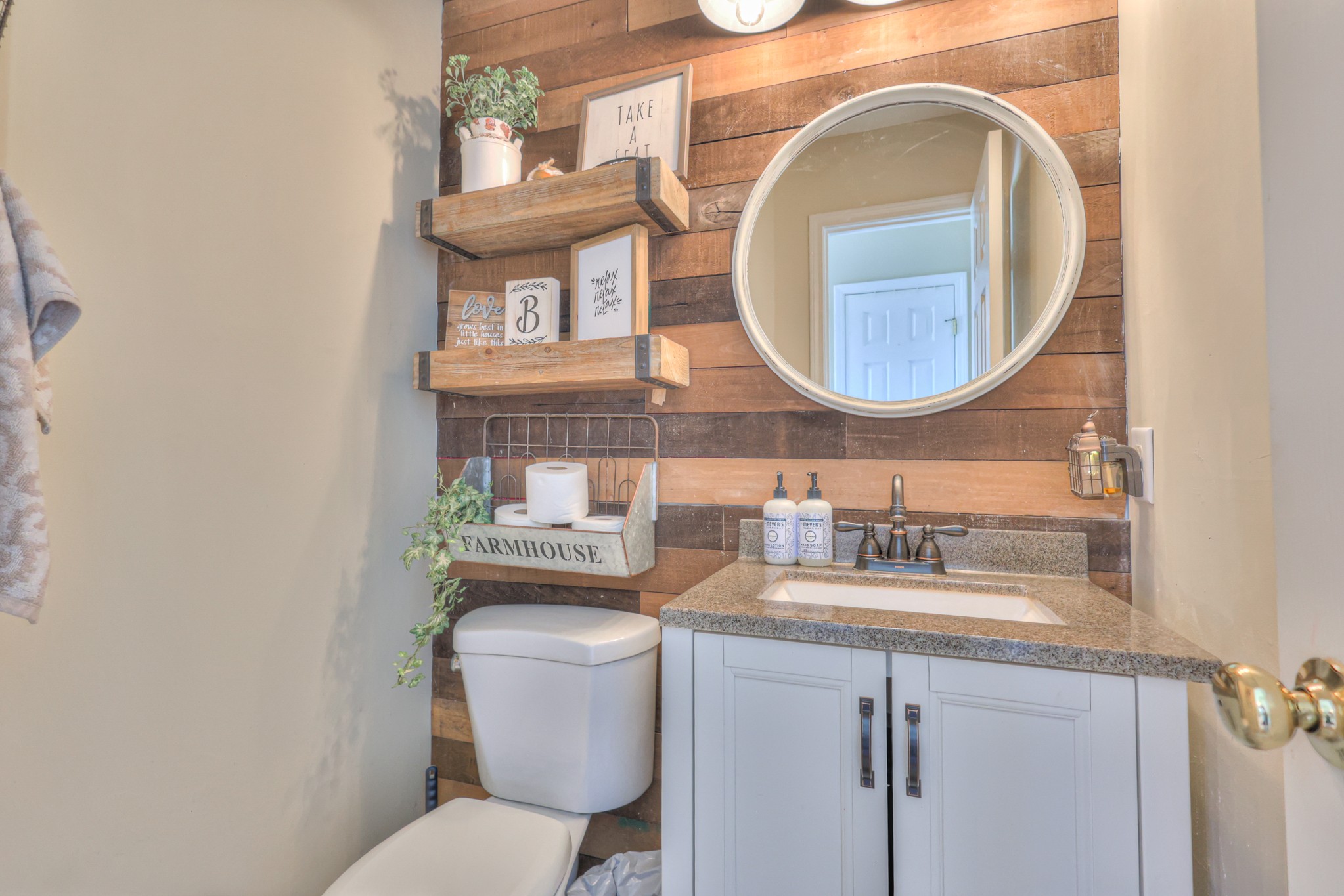 1753 Stone Hollow Ct