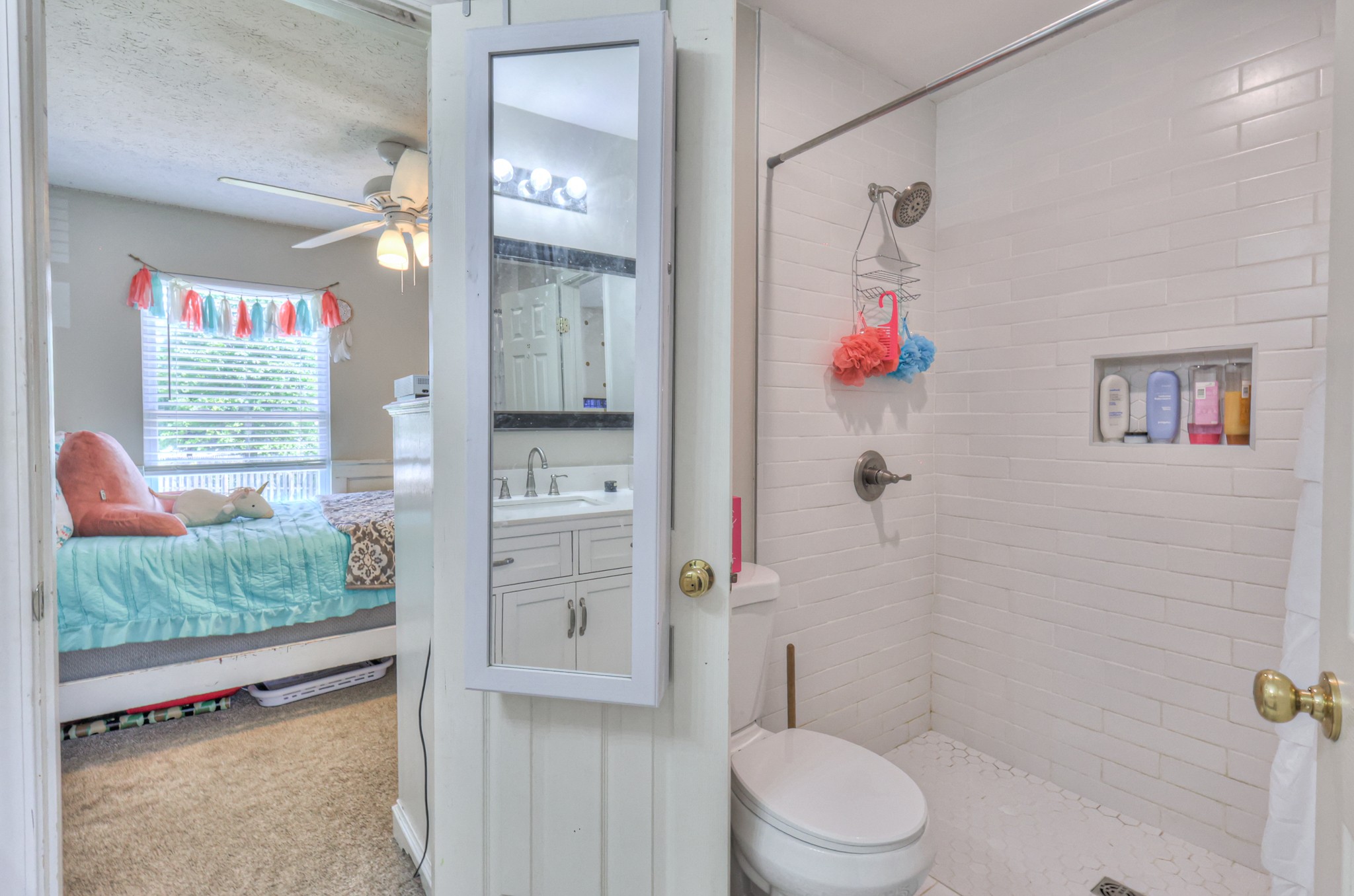 1753 Stone Hollow Ct