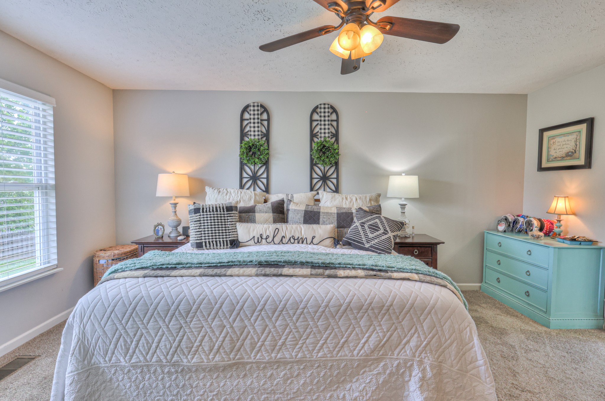 1753 Stone Hollow Ct