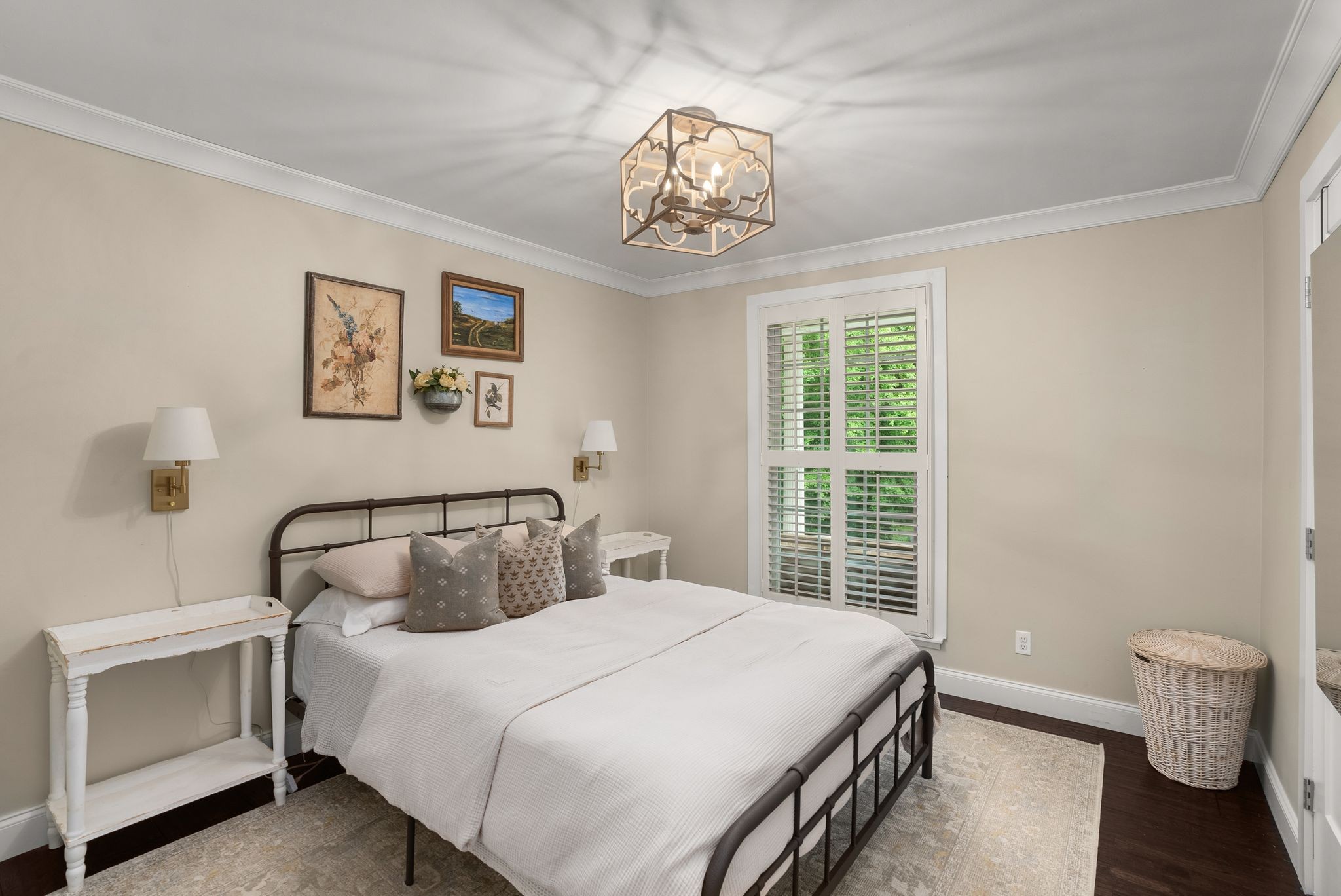 300 Forrest Valley Dr