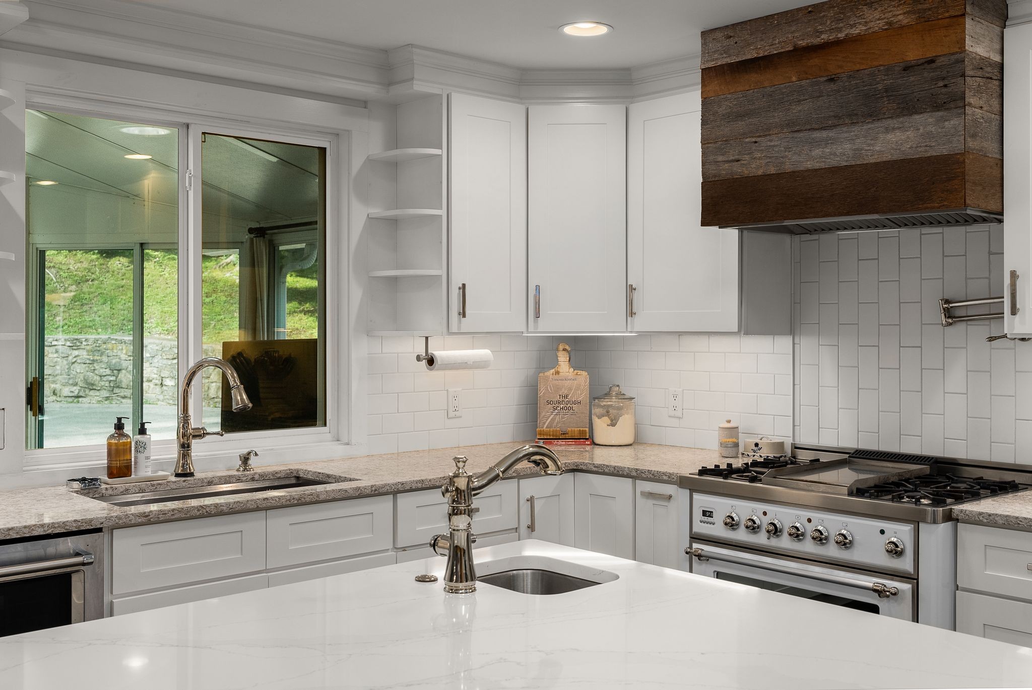 300 Forrest Valley Dr