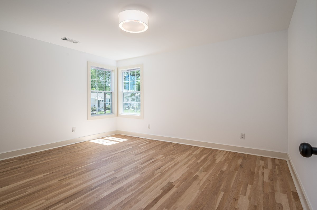 1515 Montgomery Ave