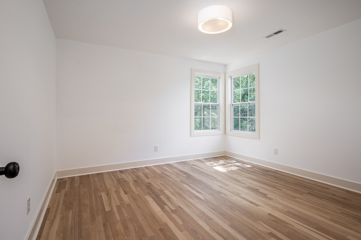 1515 Montgomery Ave