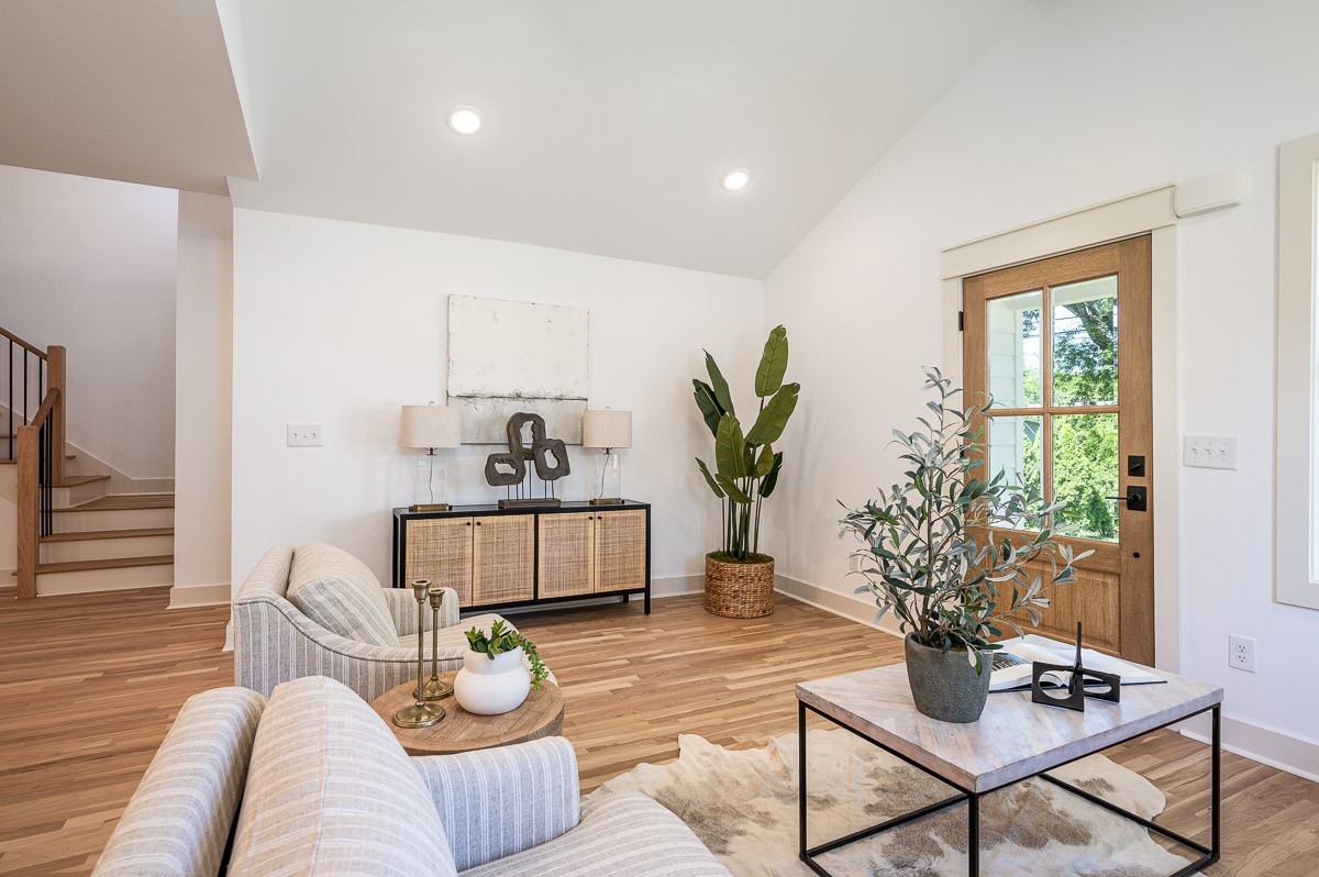 1515 Montgomery Ave