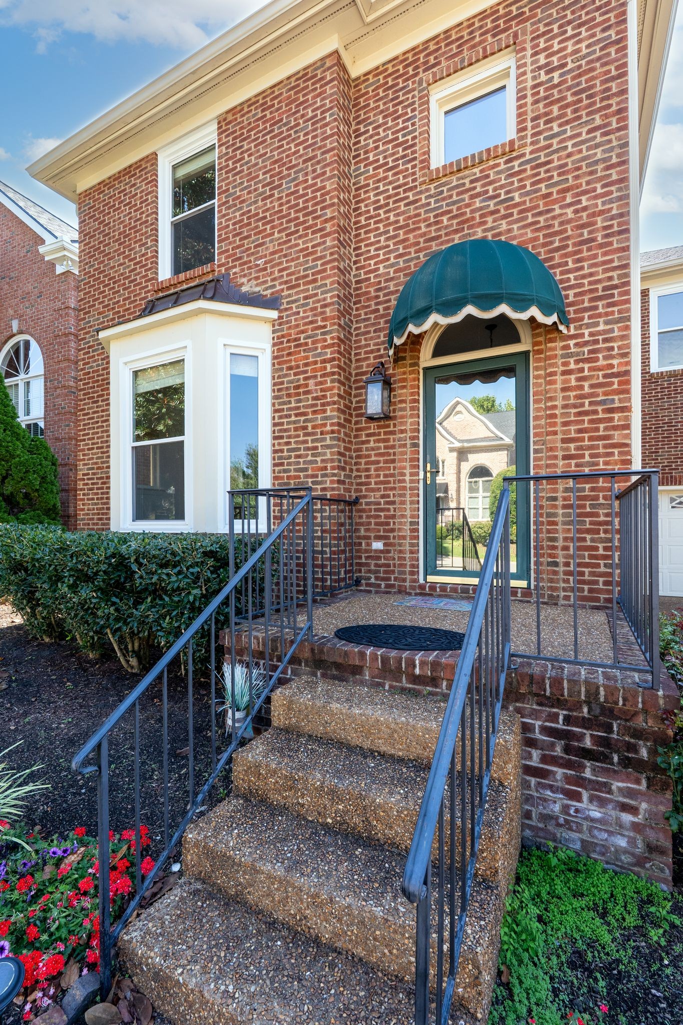 809 Cherry Laurel Ct