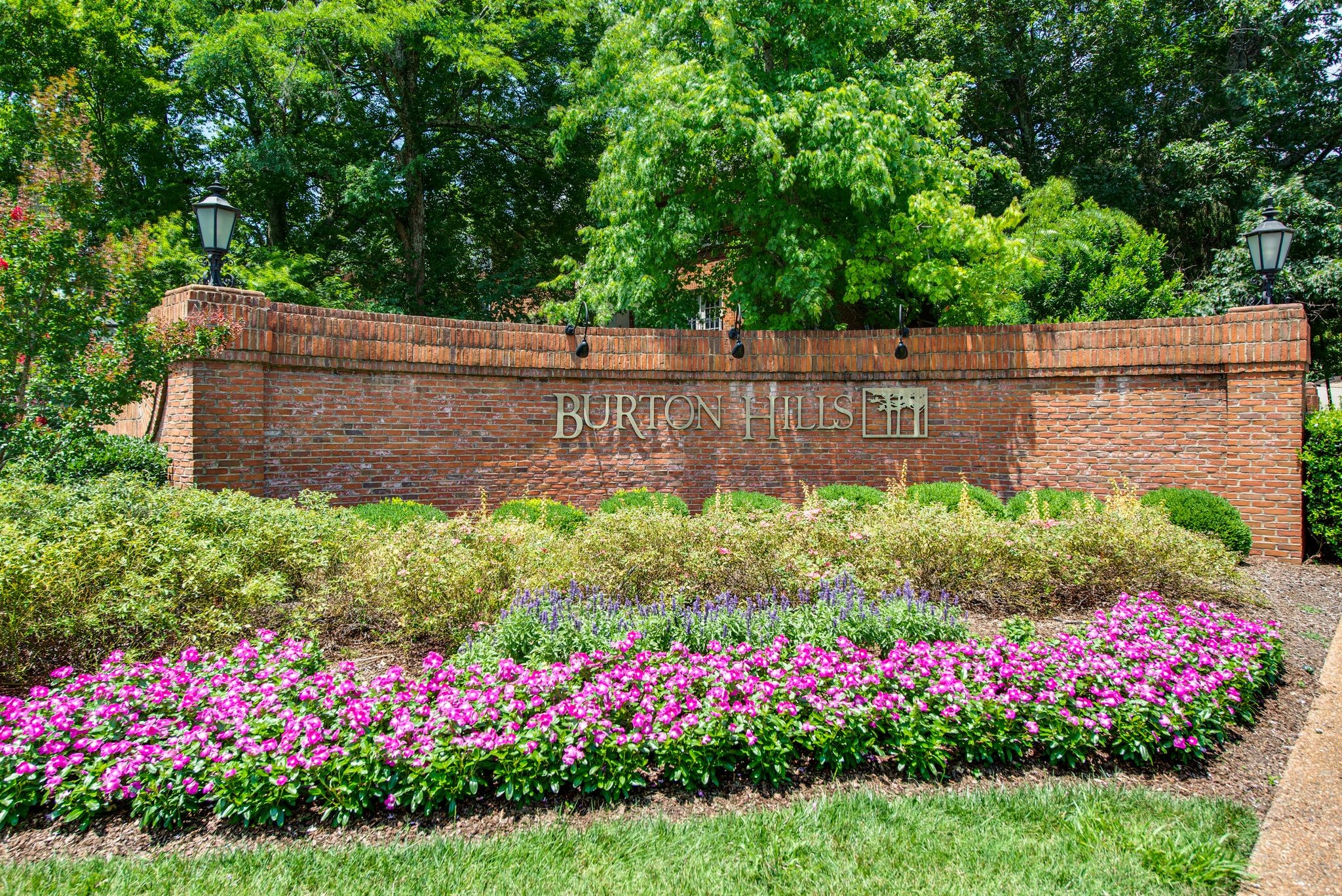 809 Cherry Laurel Ct