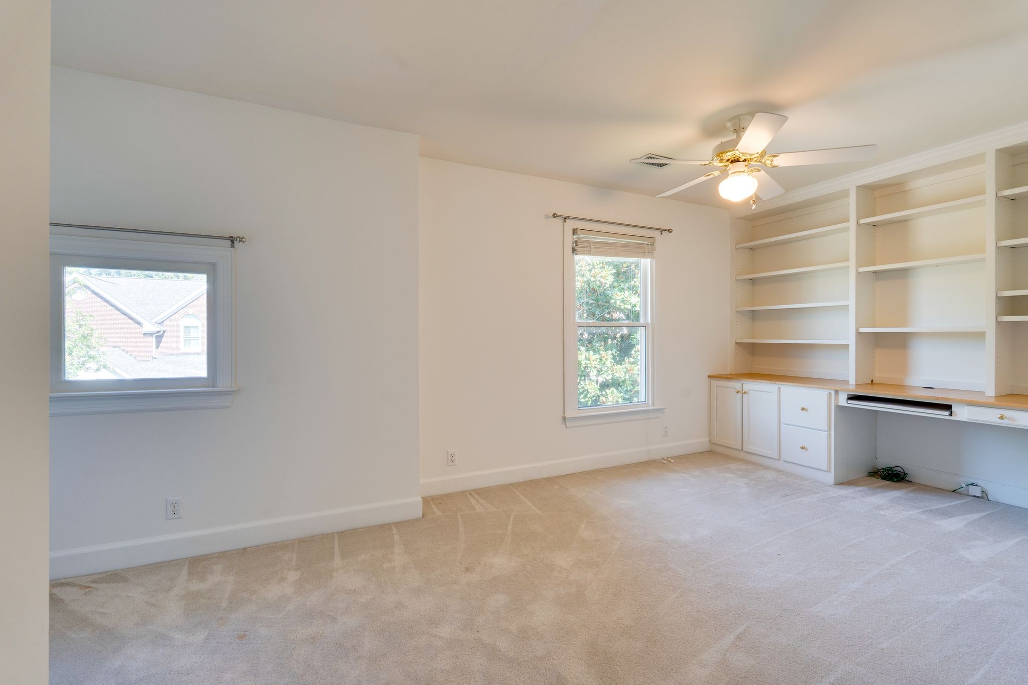 809 Cherry Laurel Ct