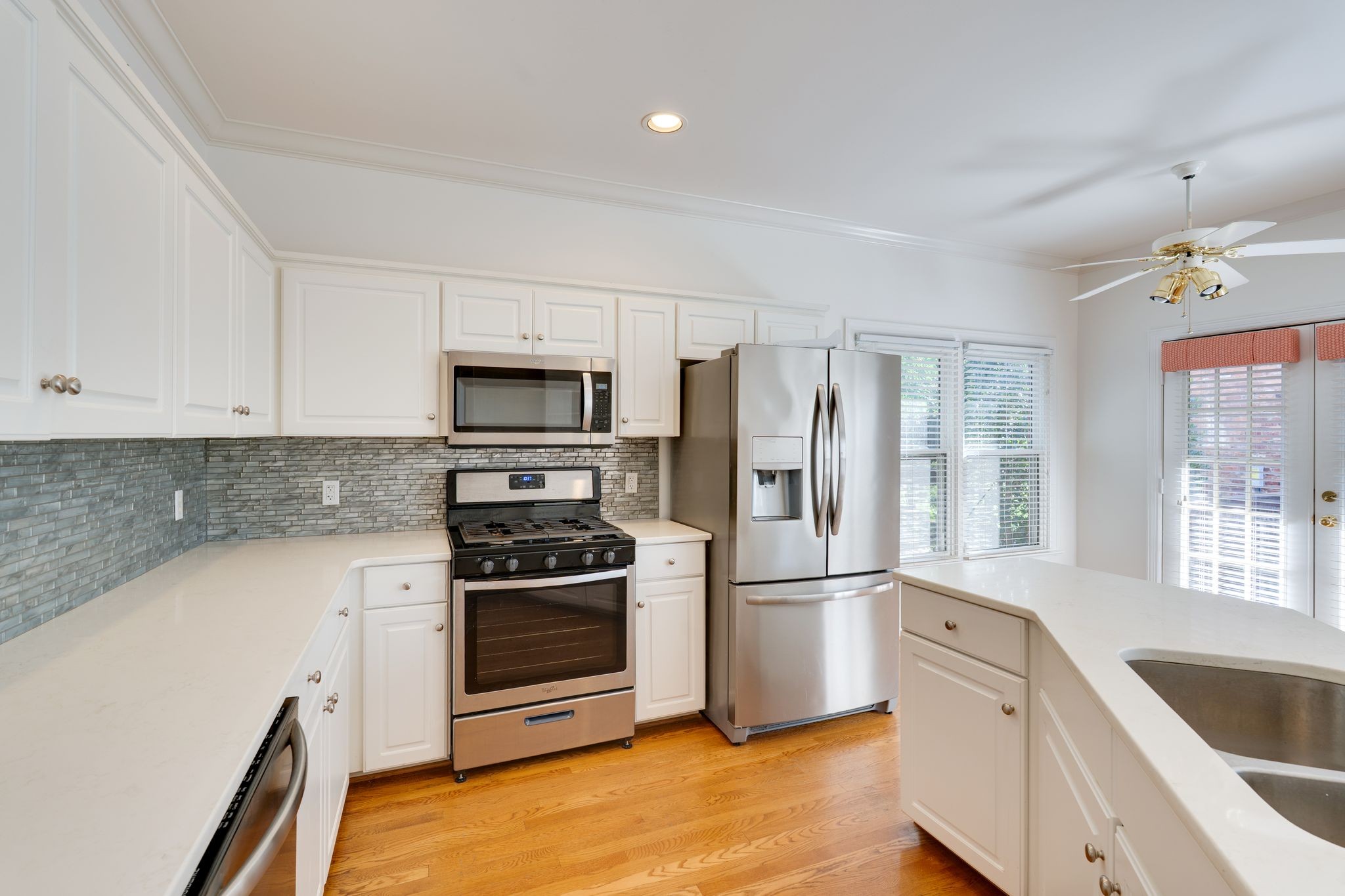 809 Cherry Laurel Ct