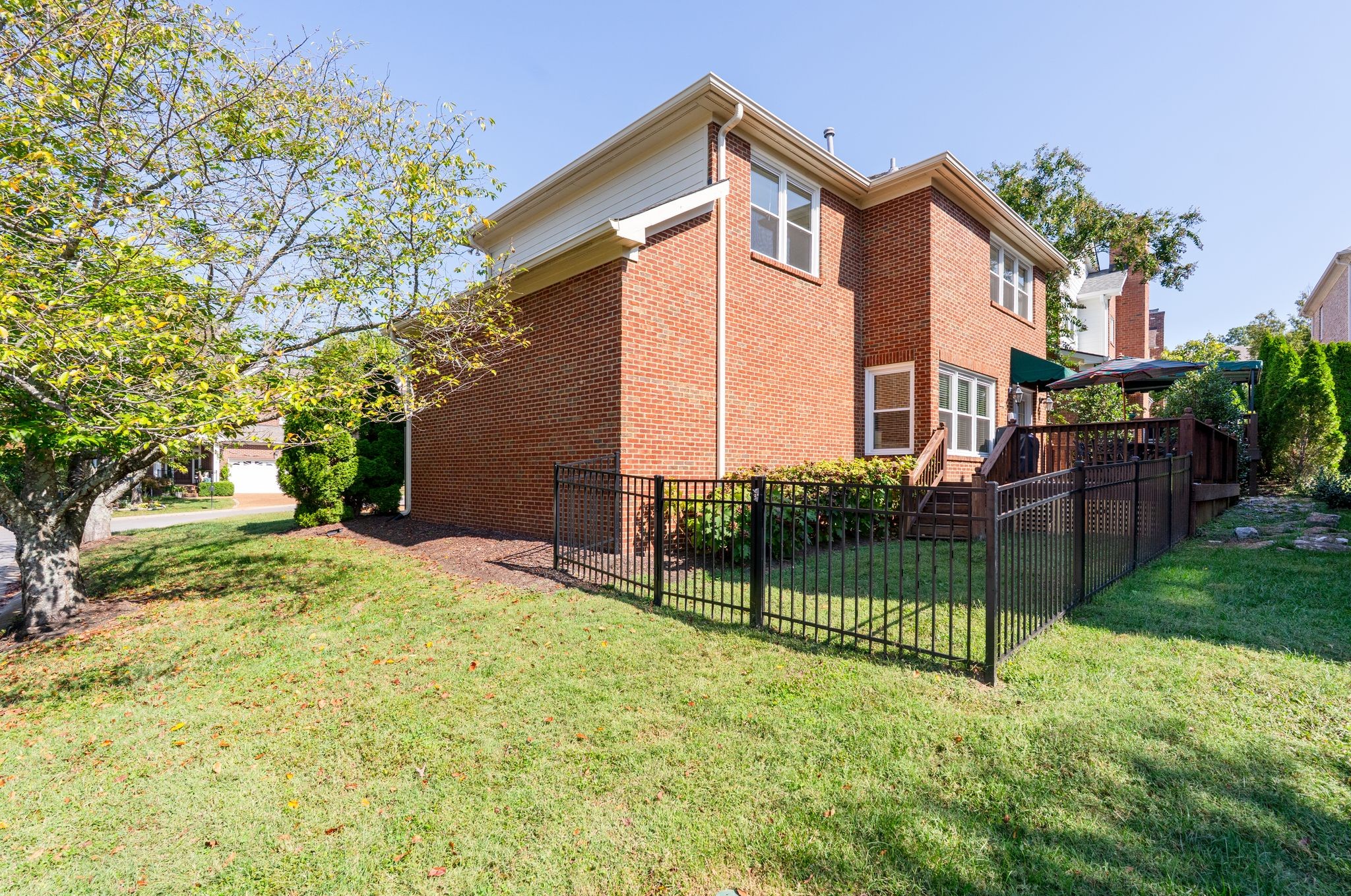 809 Cherry Laurel Ct