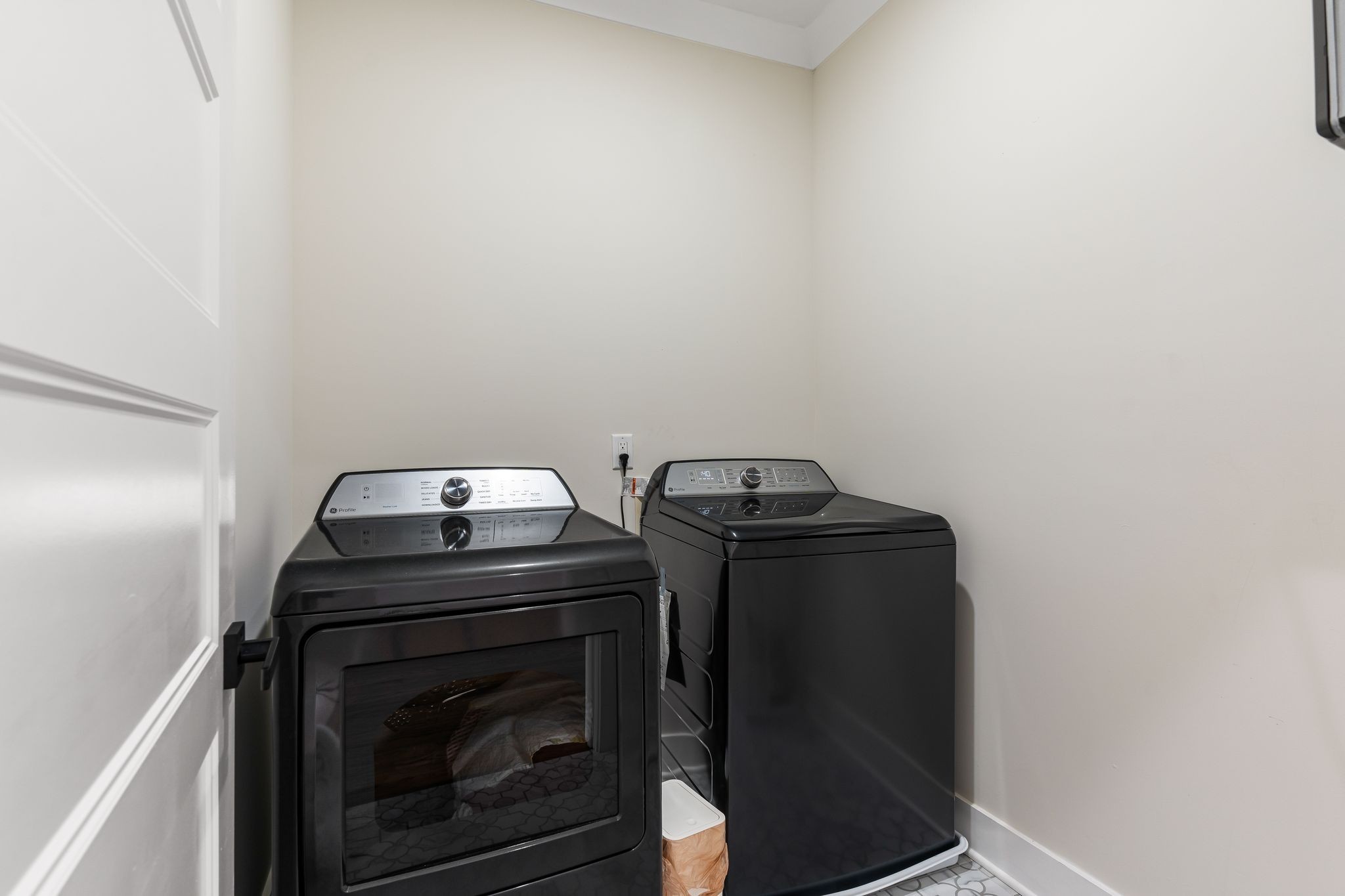 914 Elvira Ave Unit: A