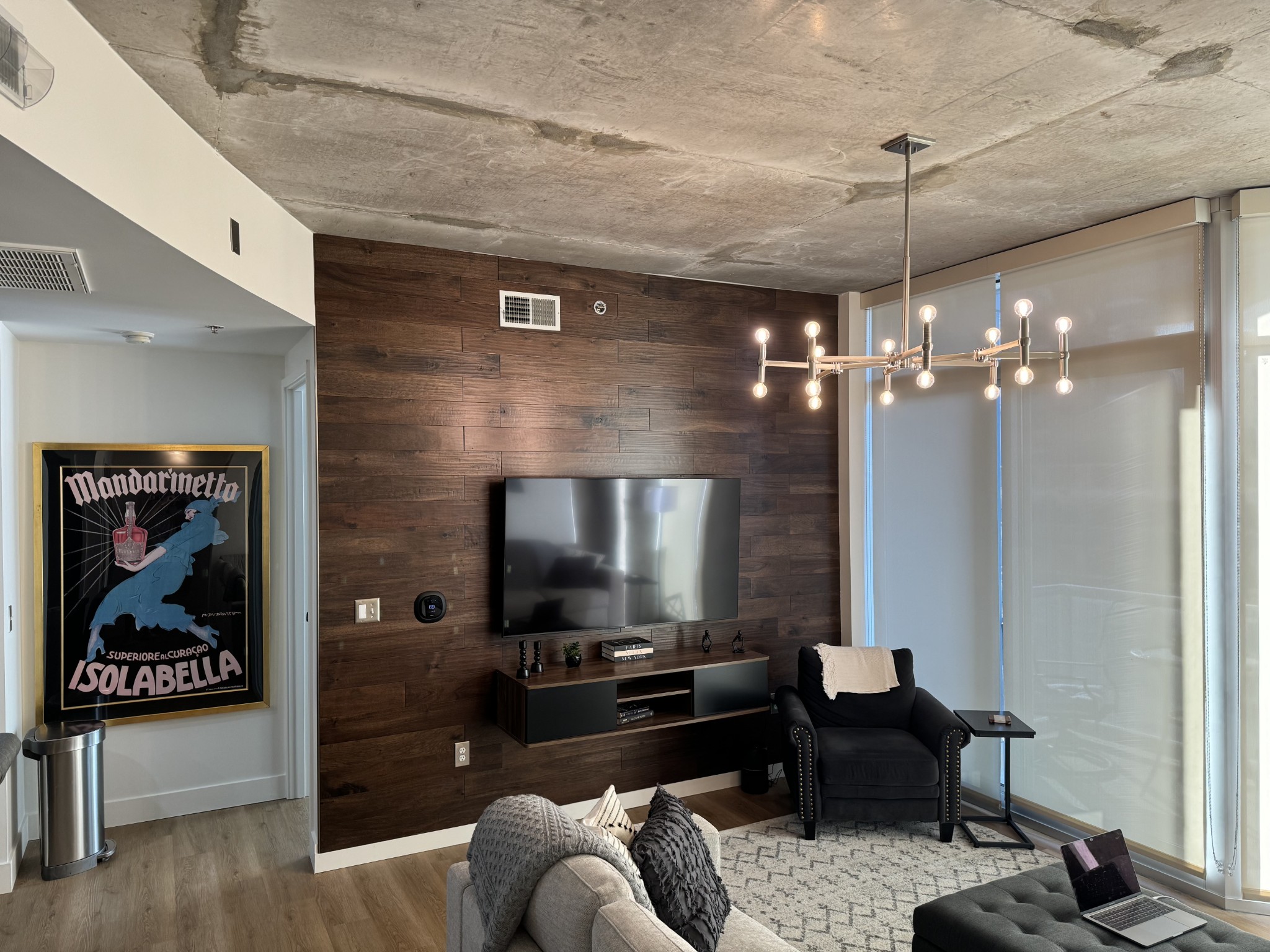 600 12th Ave, S Unit: 822