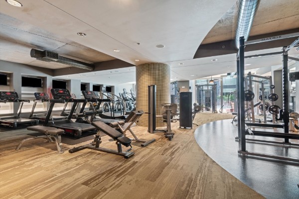 600 12th Ave, S Unit: 822