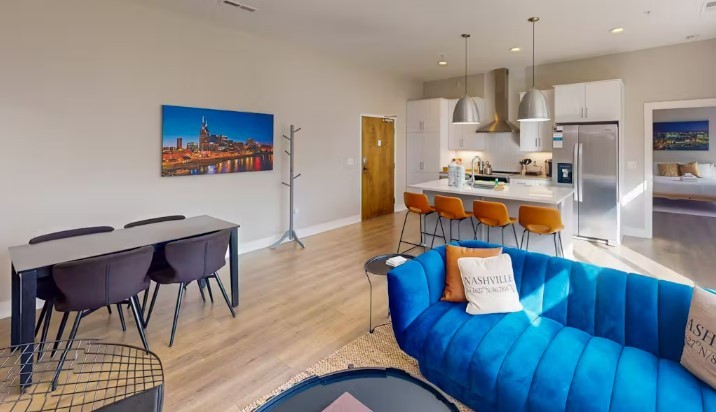 119 Mason Ave Unit: 205