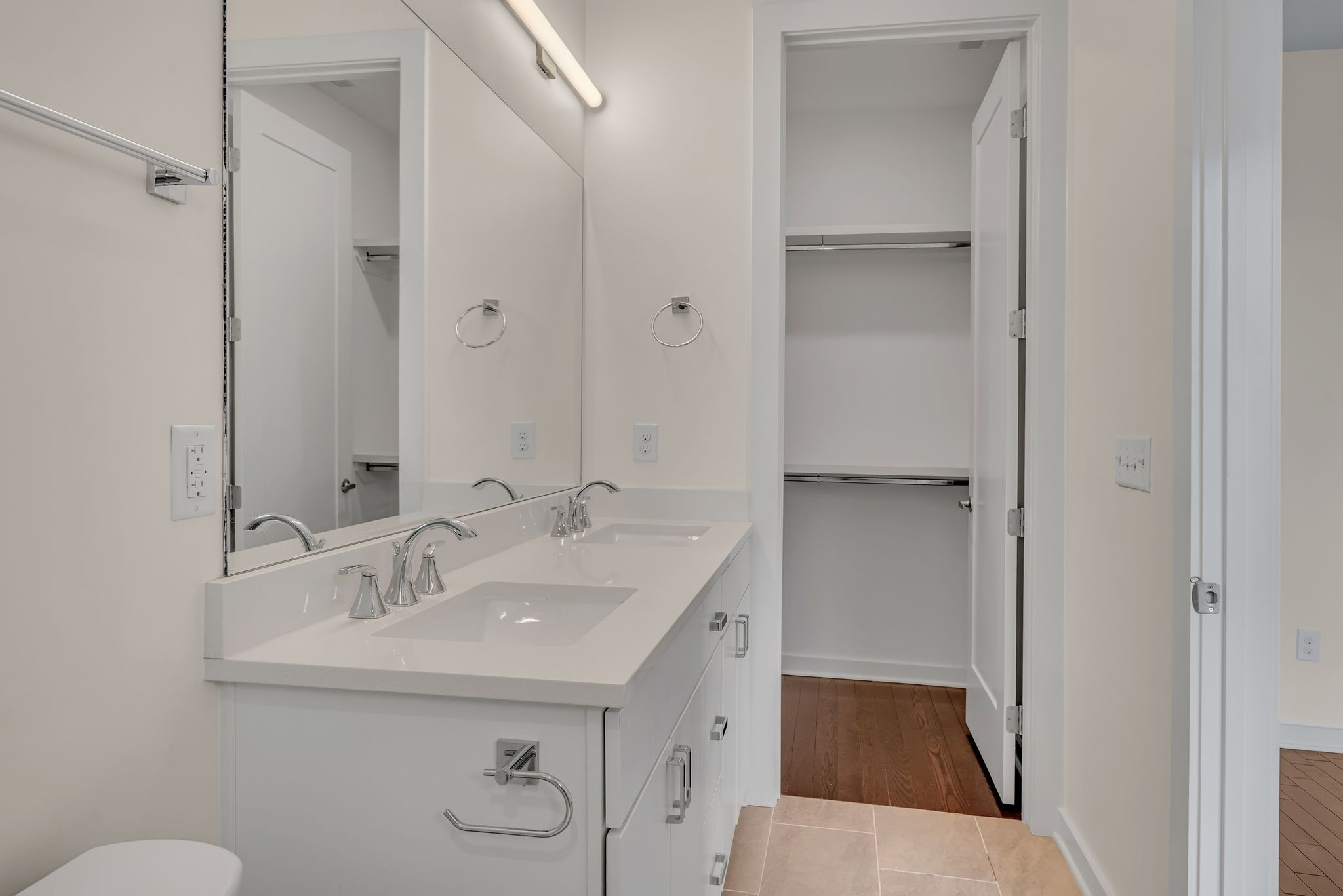 227 Oceola Ave Unit: 3