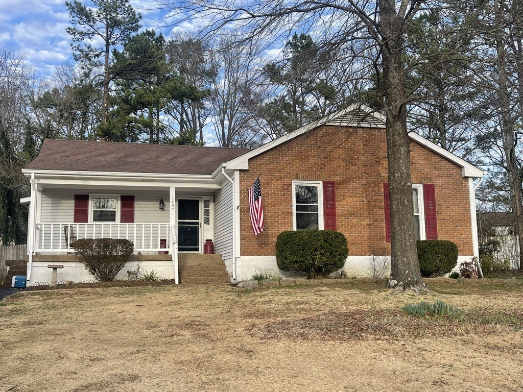 1407 Hilltop Dr