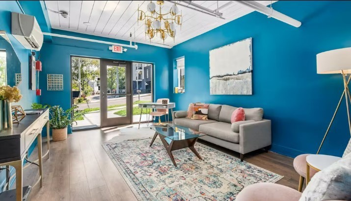 119 Mason Ave Unit: 205