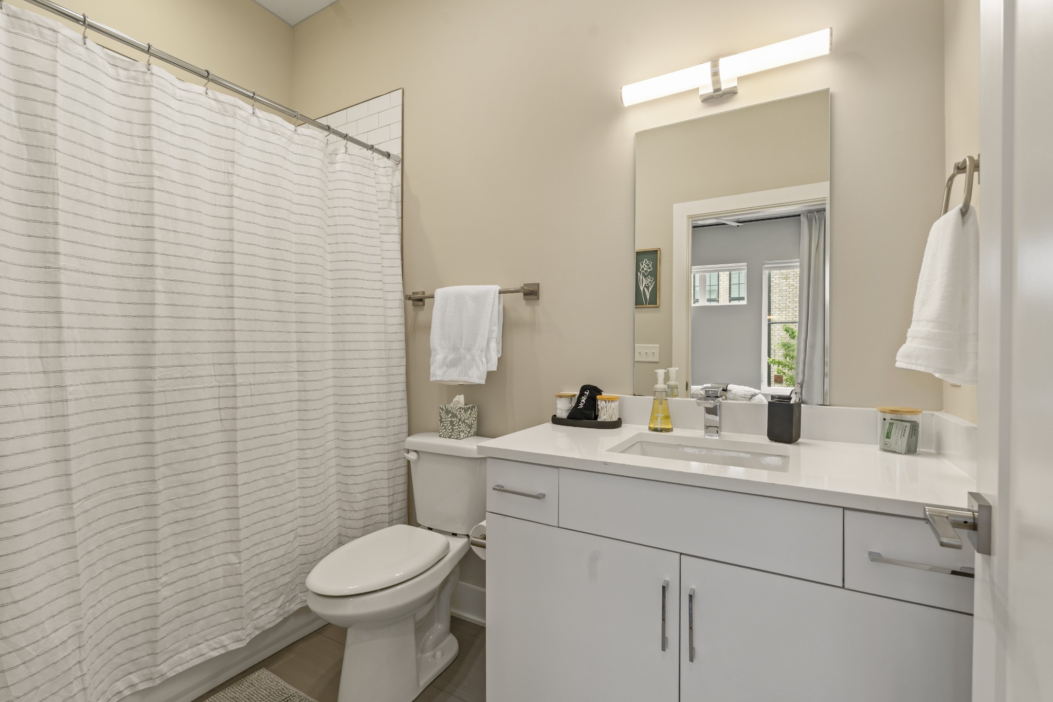 119 Mason Ave Unit: 205