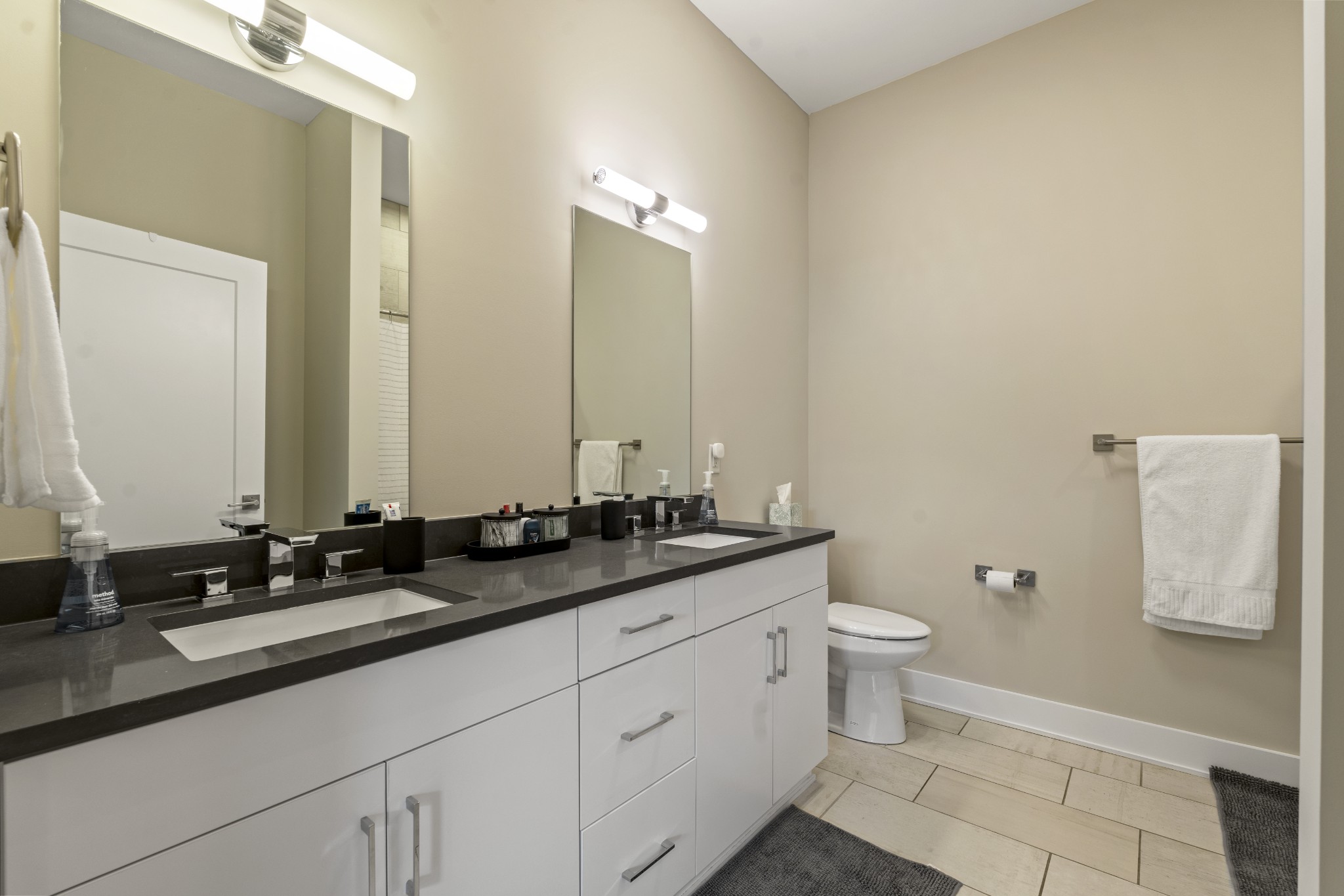 119 Mason Ave Unit: 205