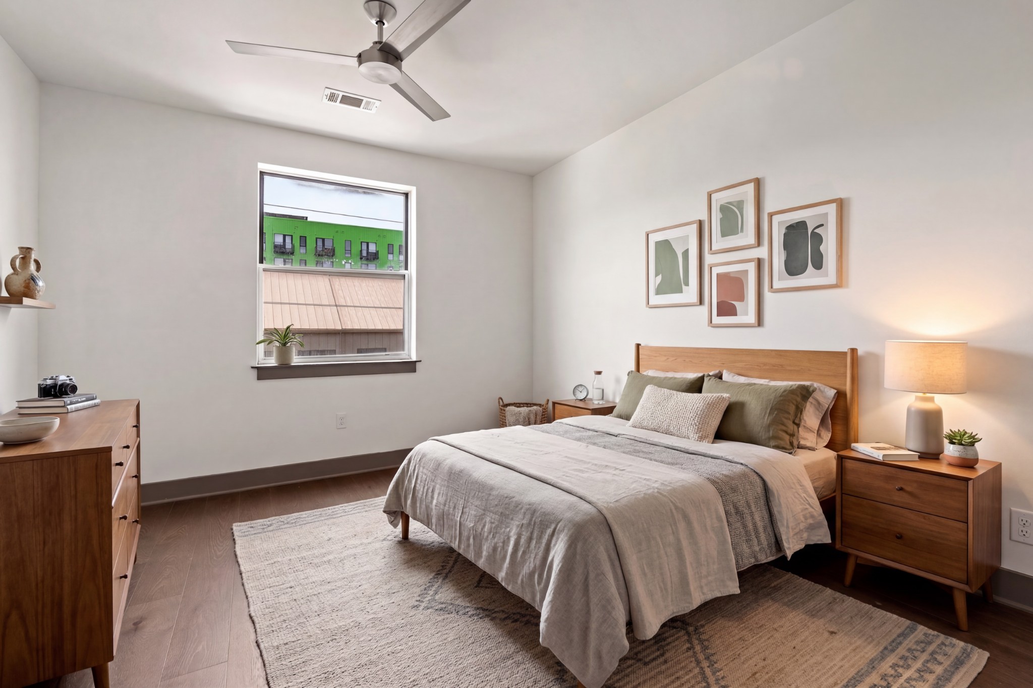 1260 Martin St Unit: 306