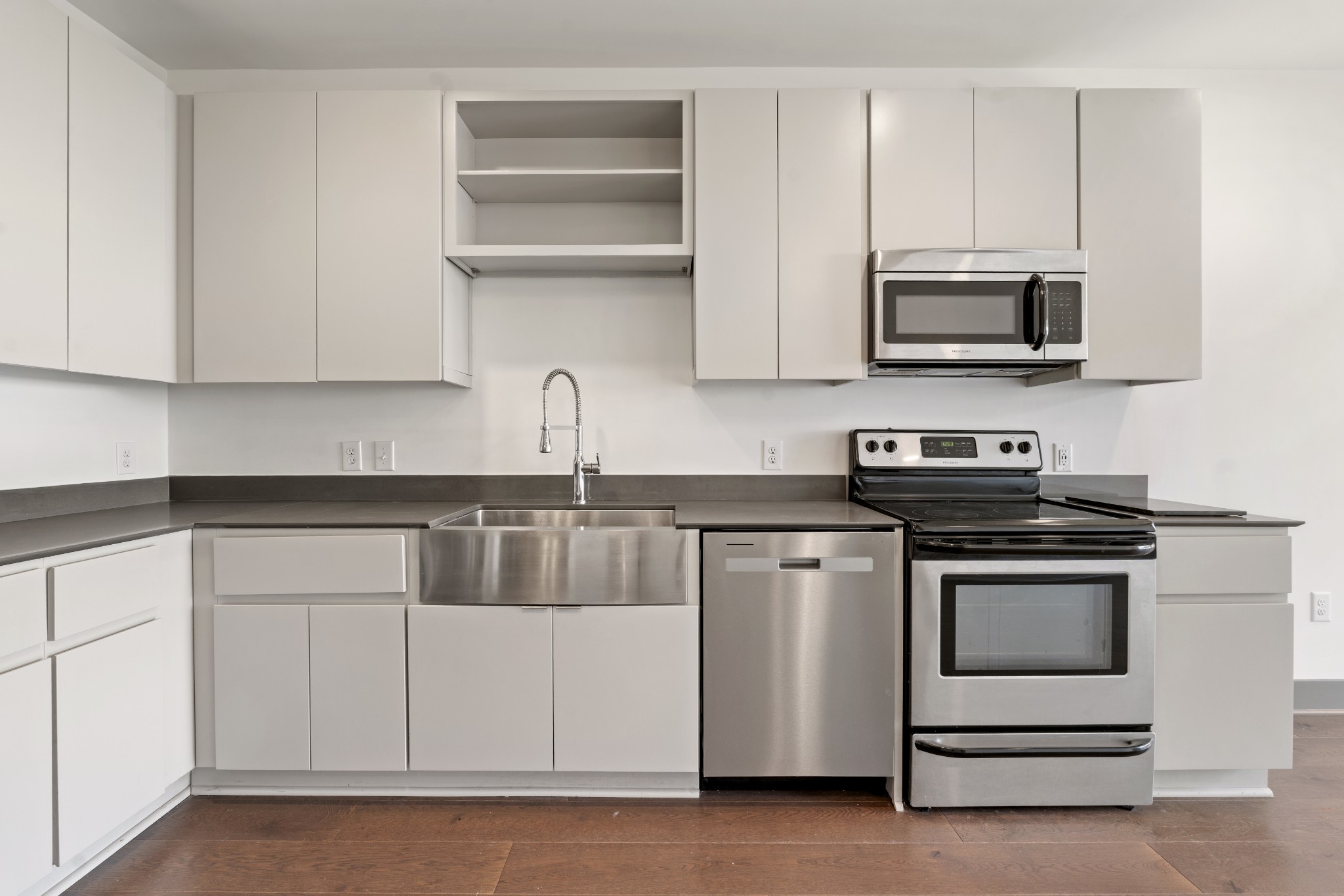 1260 Martin St Unit: 306