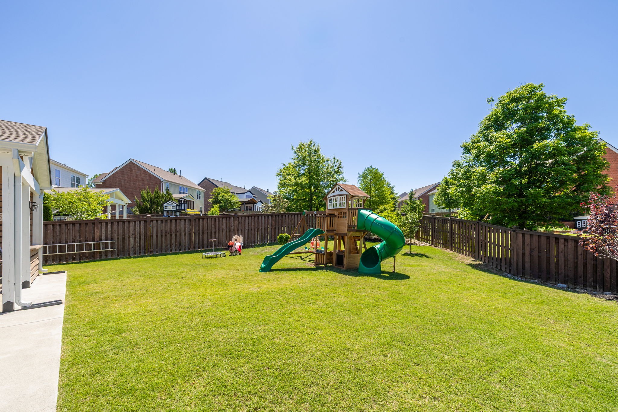 710 Wadestone Trail