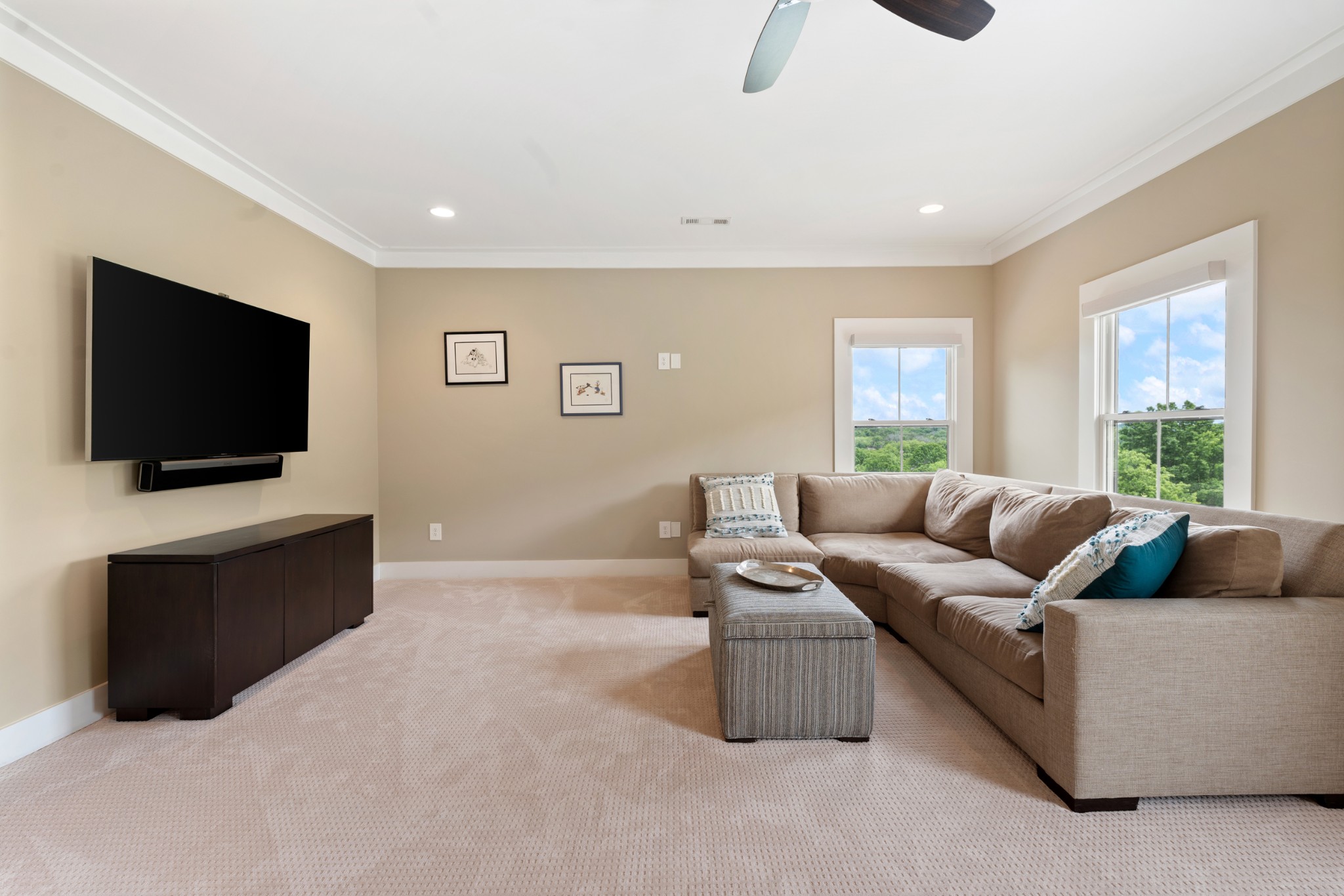 119 Century Oak Dr