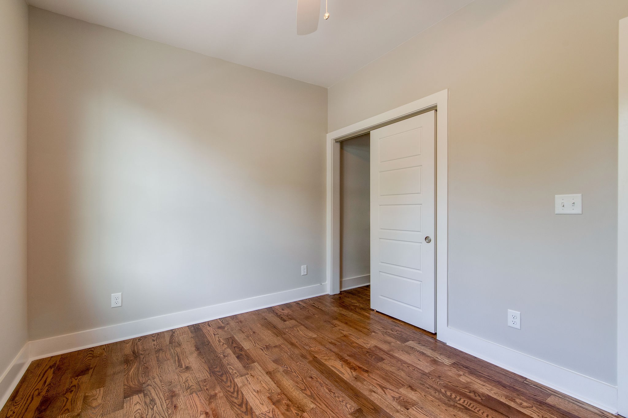 2214 14th Ave N