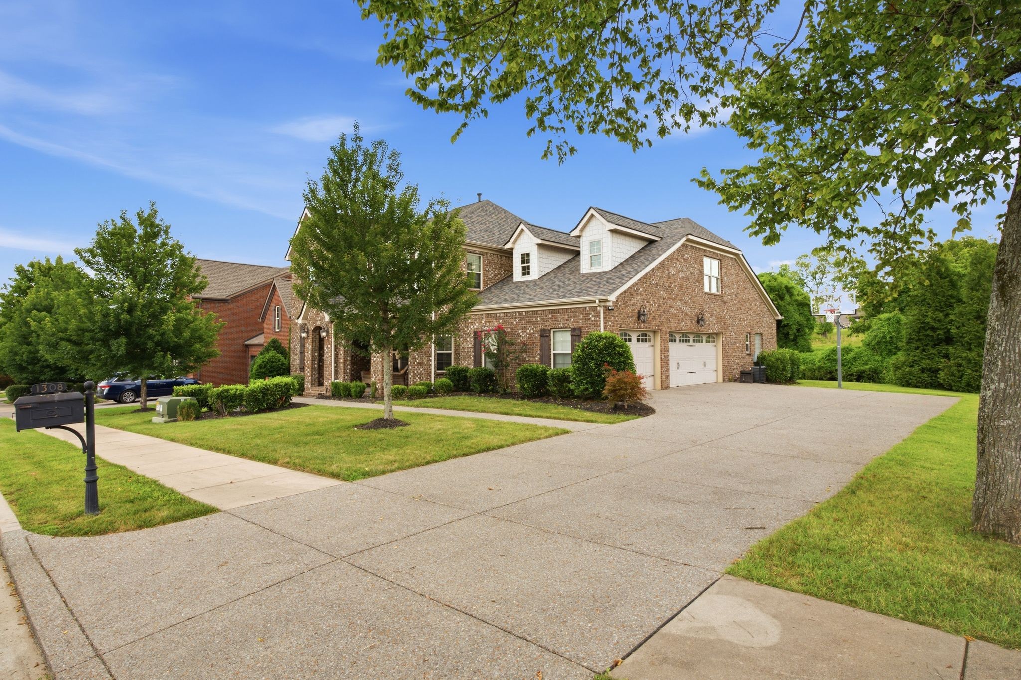 1308 Reynard Dr