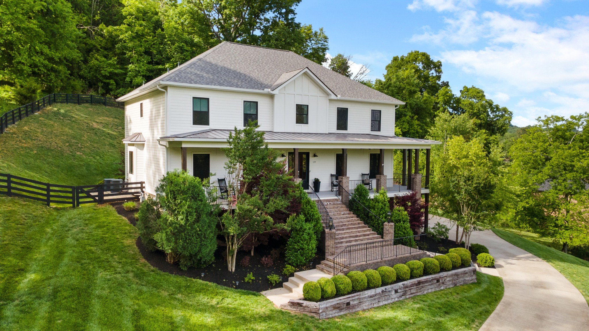 119 Century Oak Dr