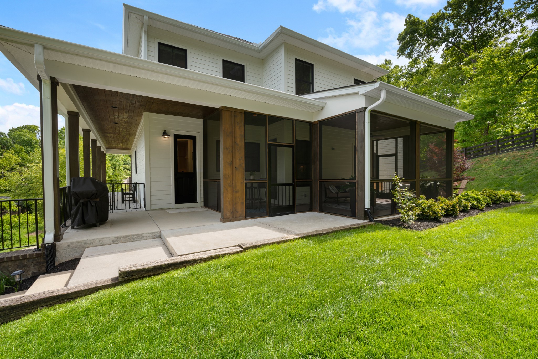 119 Century Oak Dr