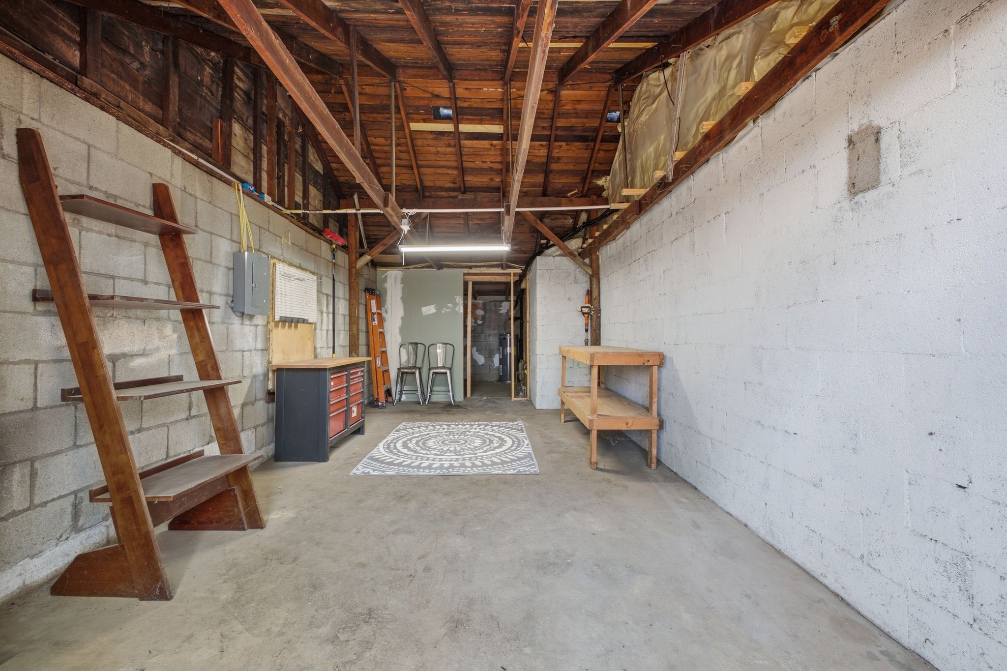 1215 N 7th St