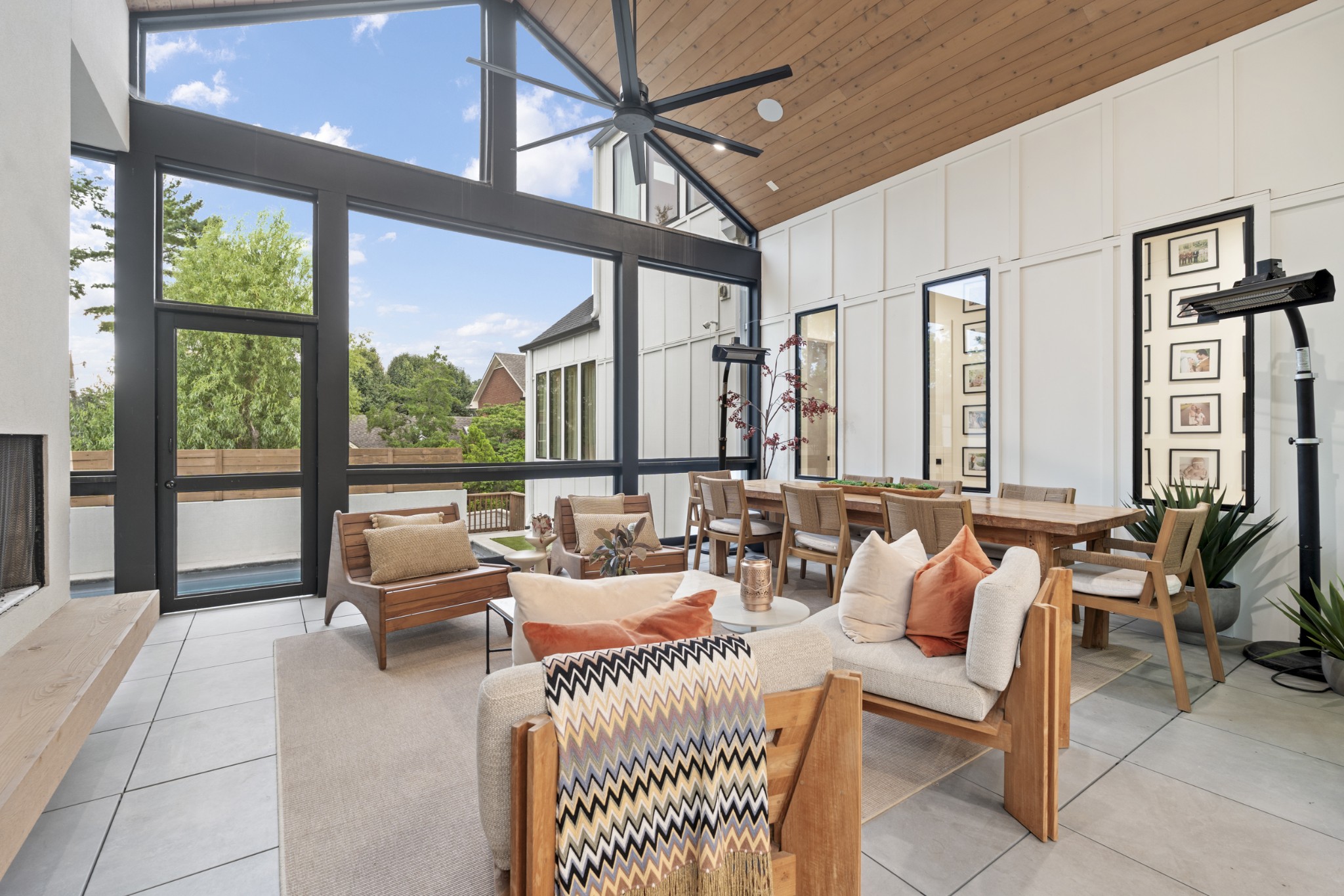 1713 Castleman Dr