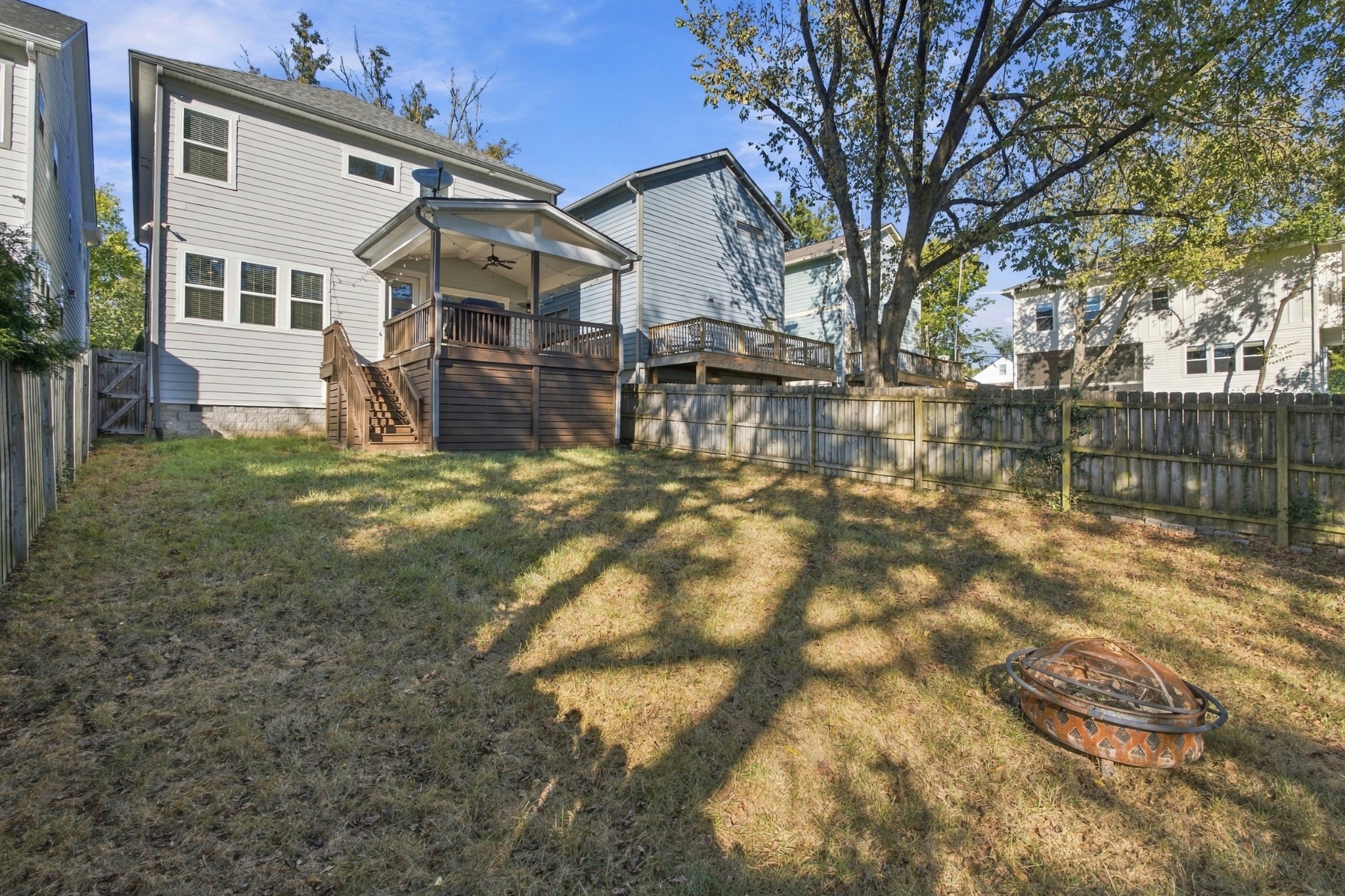 1908B Sheridan Rd