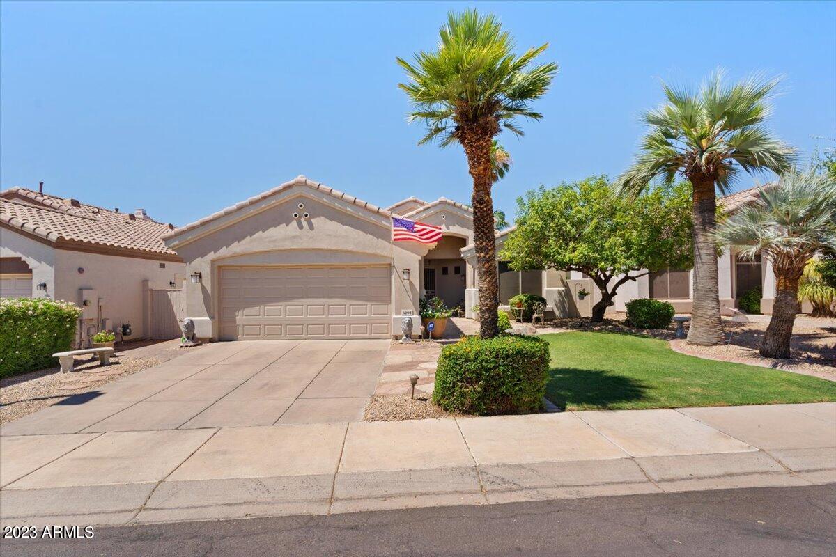 8092 E MICHELLE Drive
