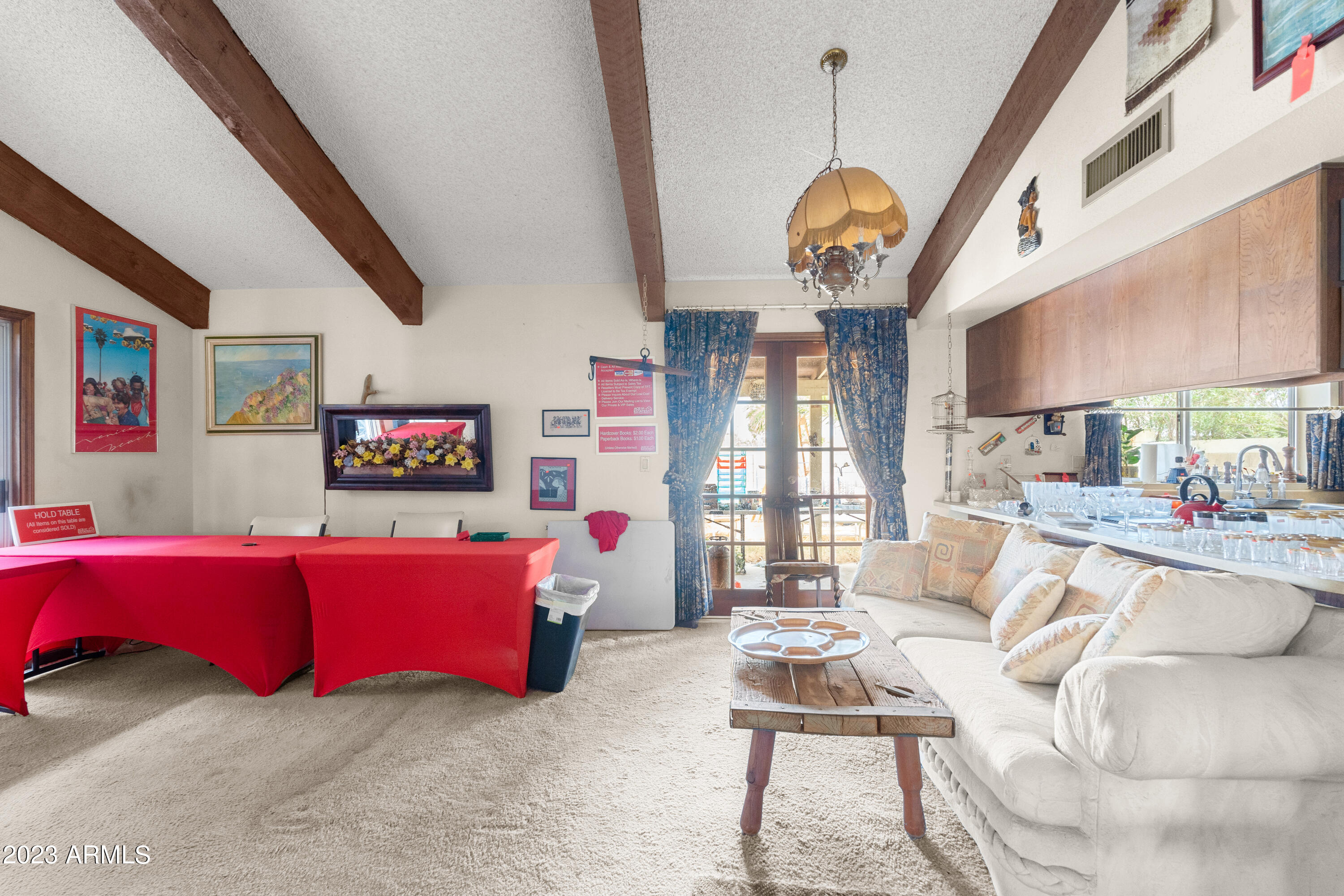 128 E WOOD Drive