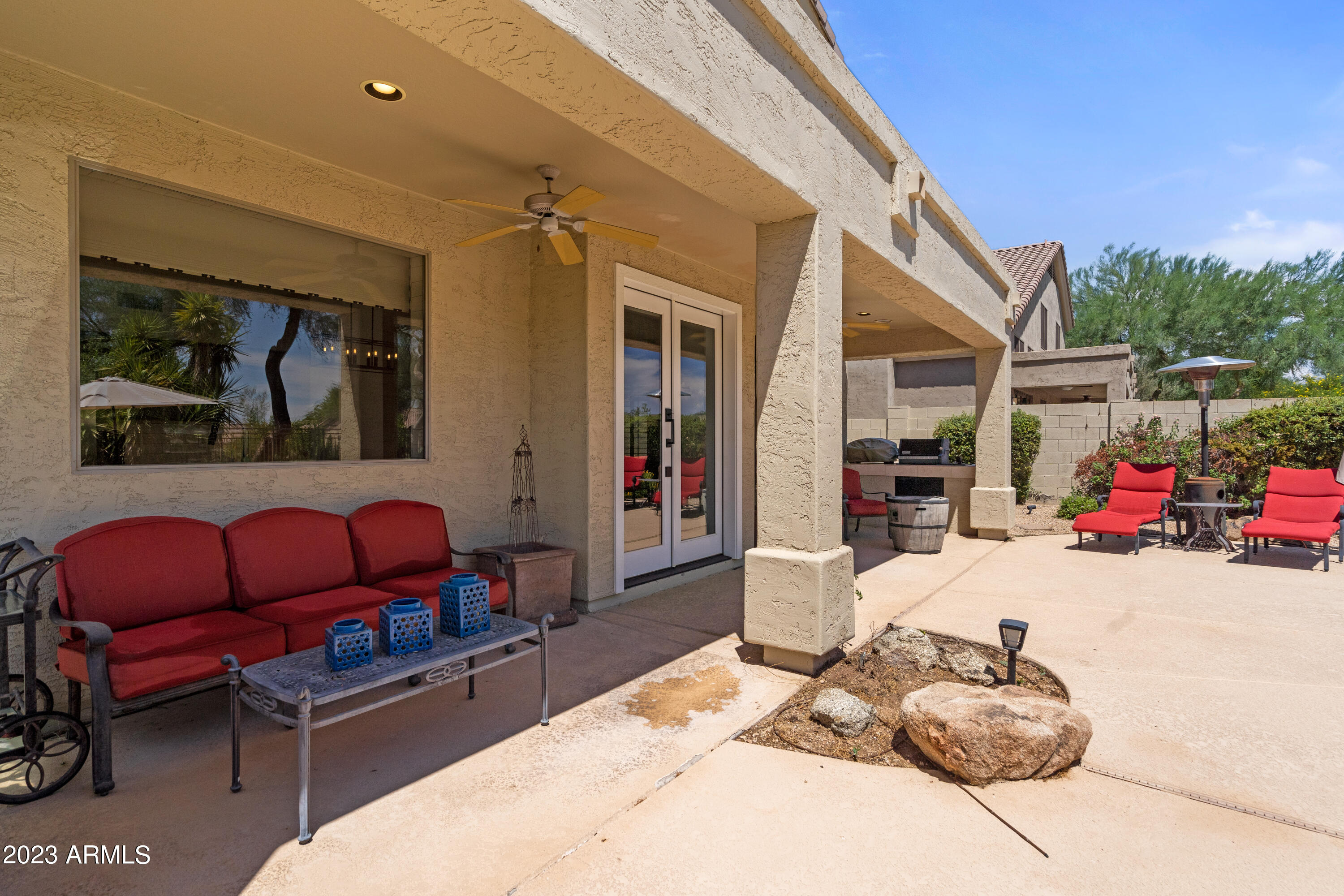 7317 E WHISTLING WIND Way