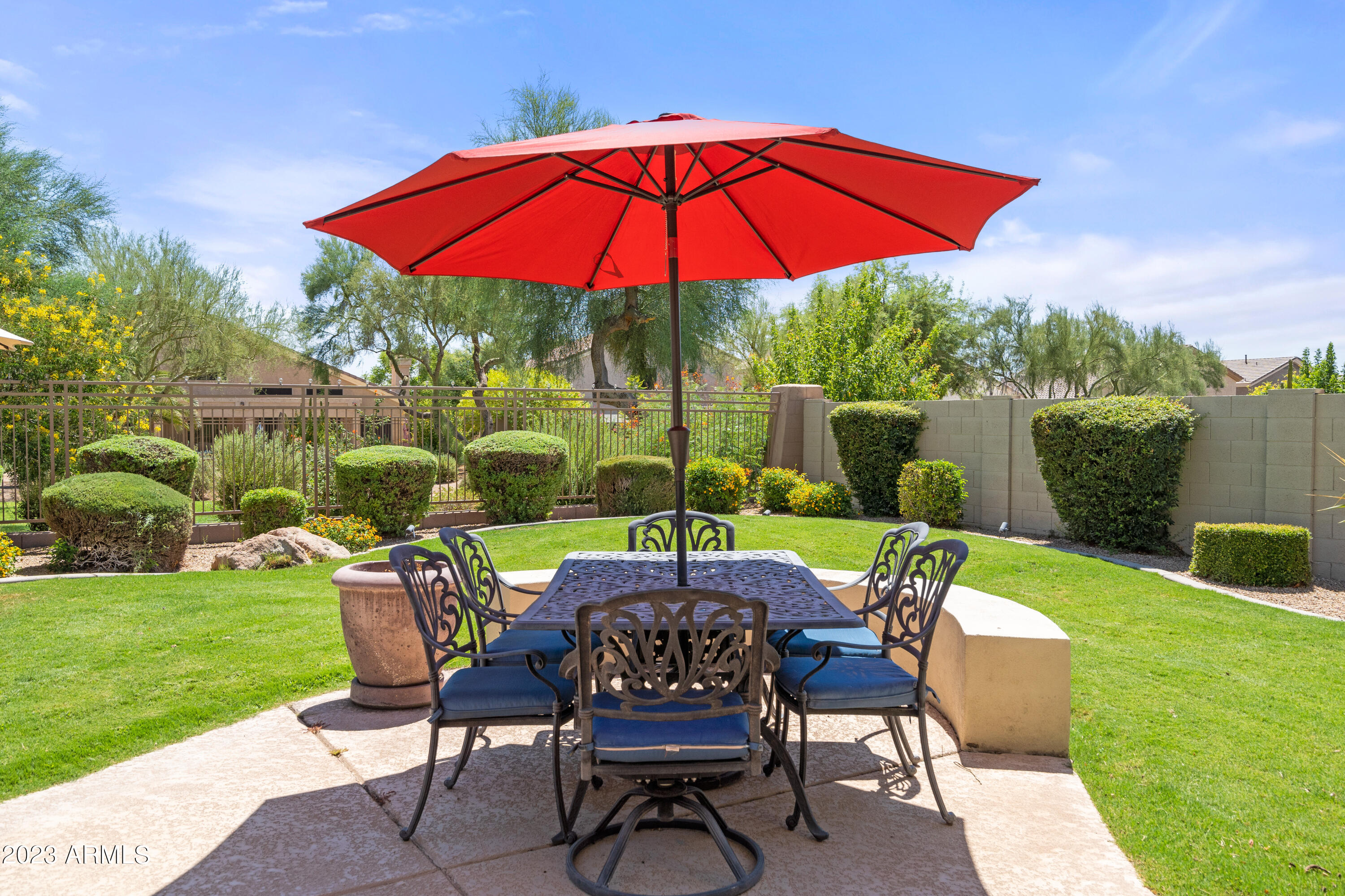 7317 E WHISTLING WIND Way