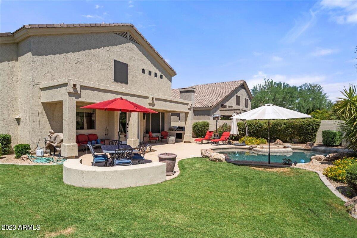 7317 E WHISTLING WIND Way