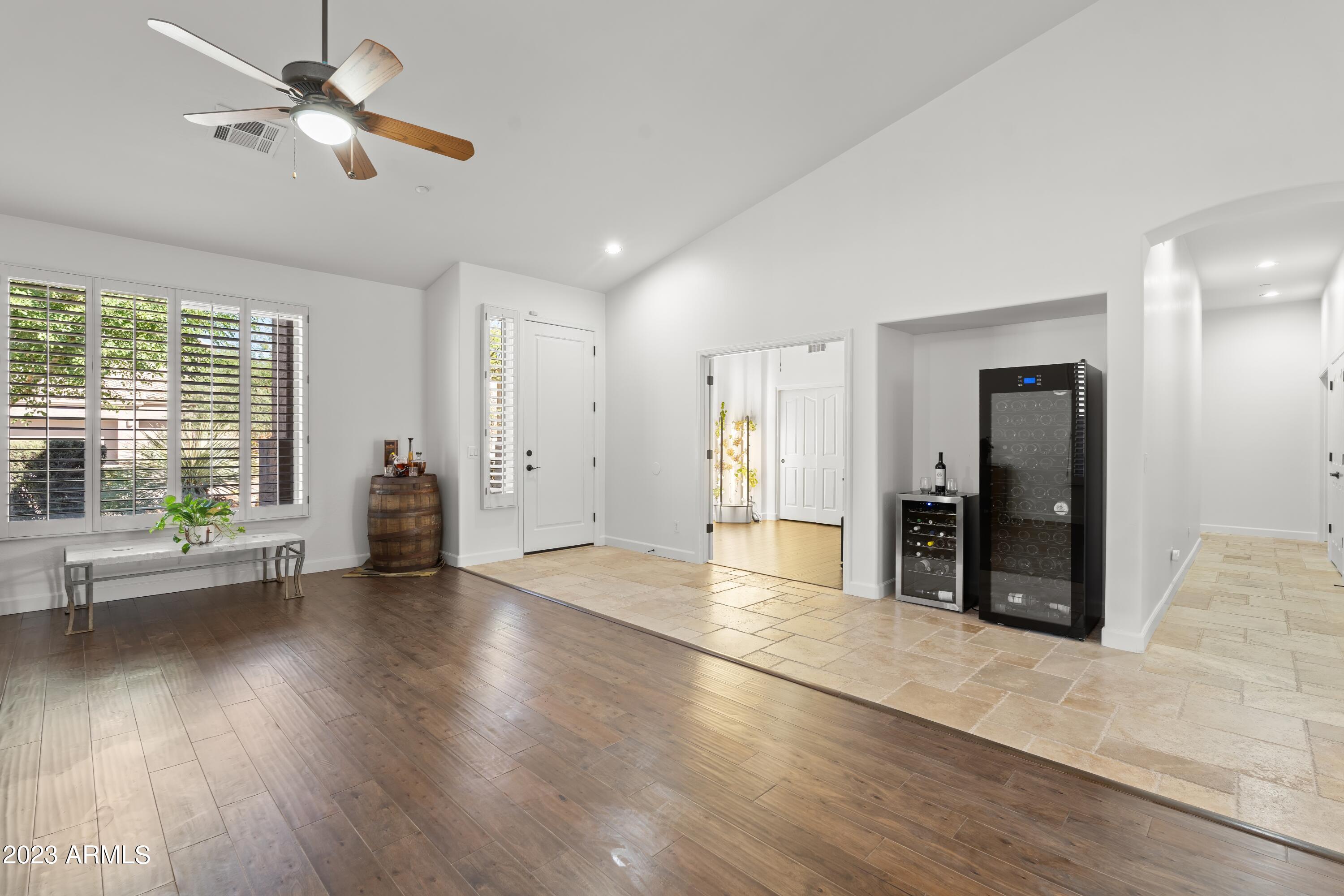 7241 E RUSTLING Pass